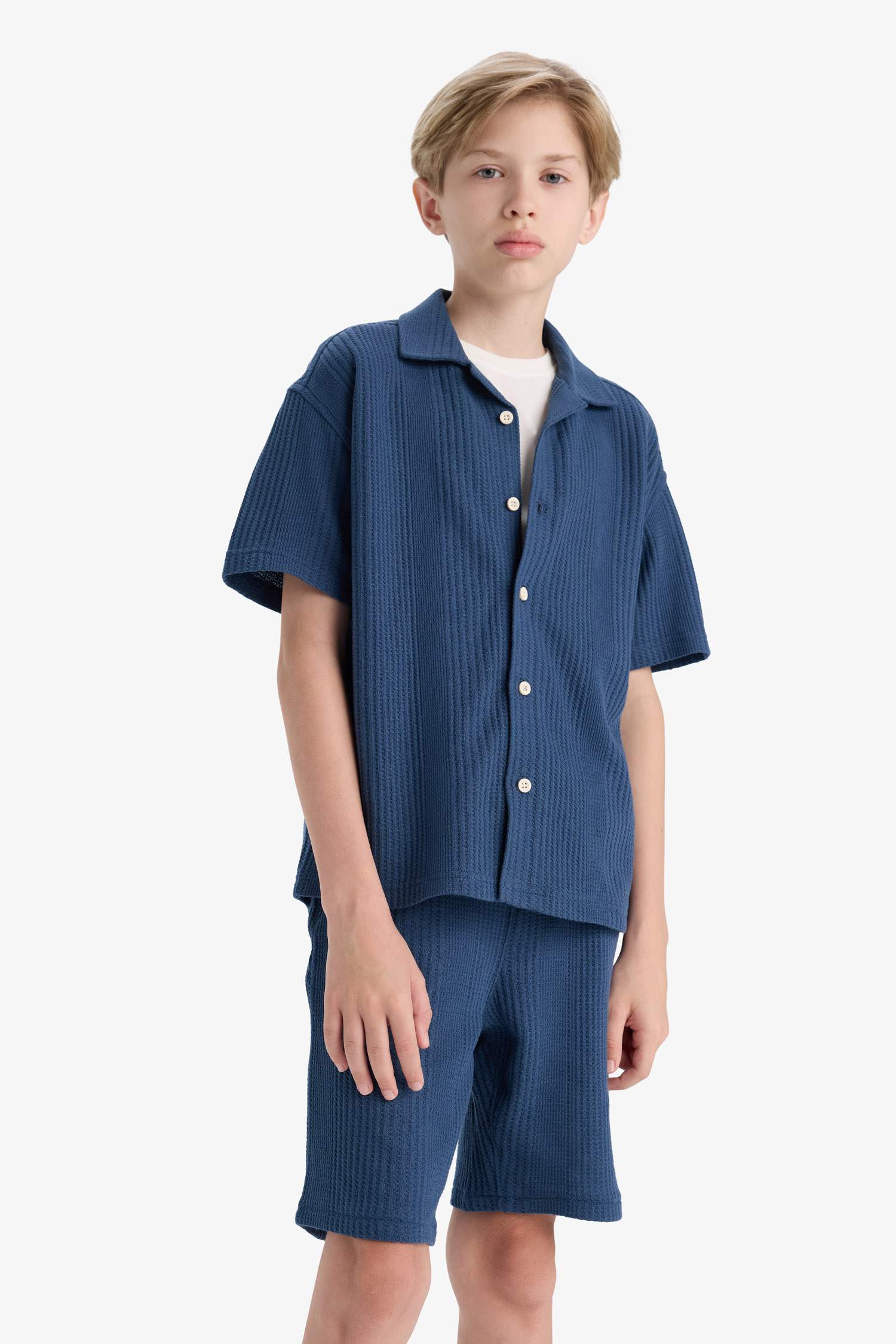 Erkek Çocuk Oversize Geniş Kalıp Polo Yaka Kısa Kollu Gömlek