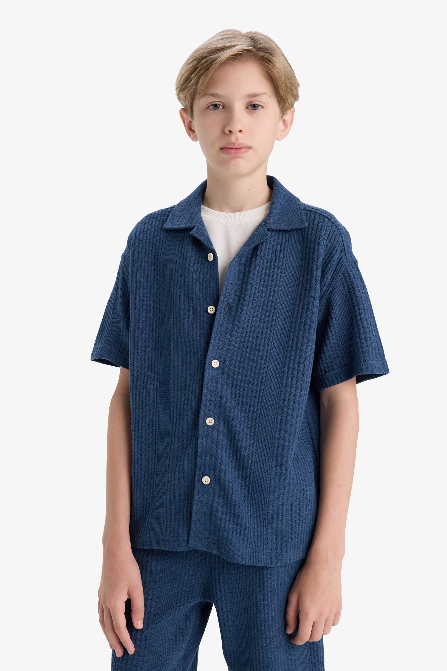 Erkek Çocuk Oversize Geniş Kalıp Polo Yaka Kısa Kollu Gömlek