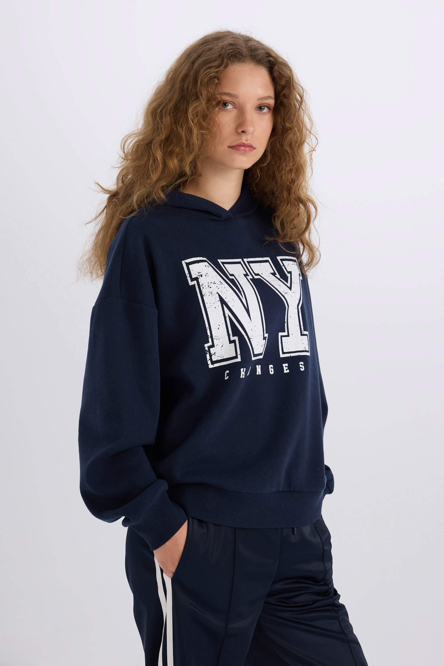 Loose Fit Printed Long Sleeve Sweatshirt