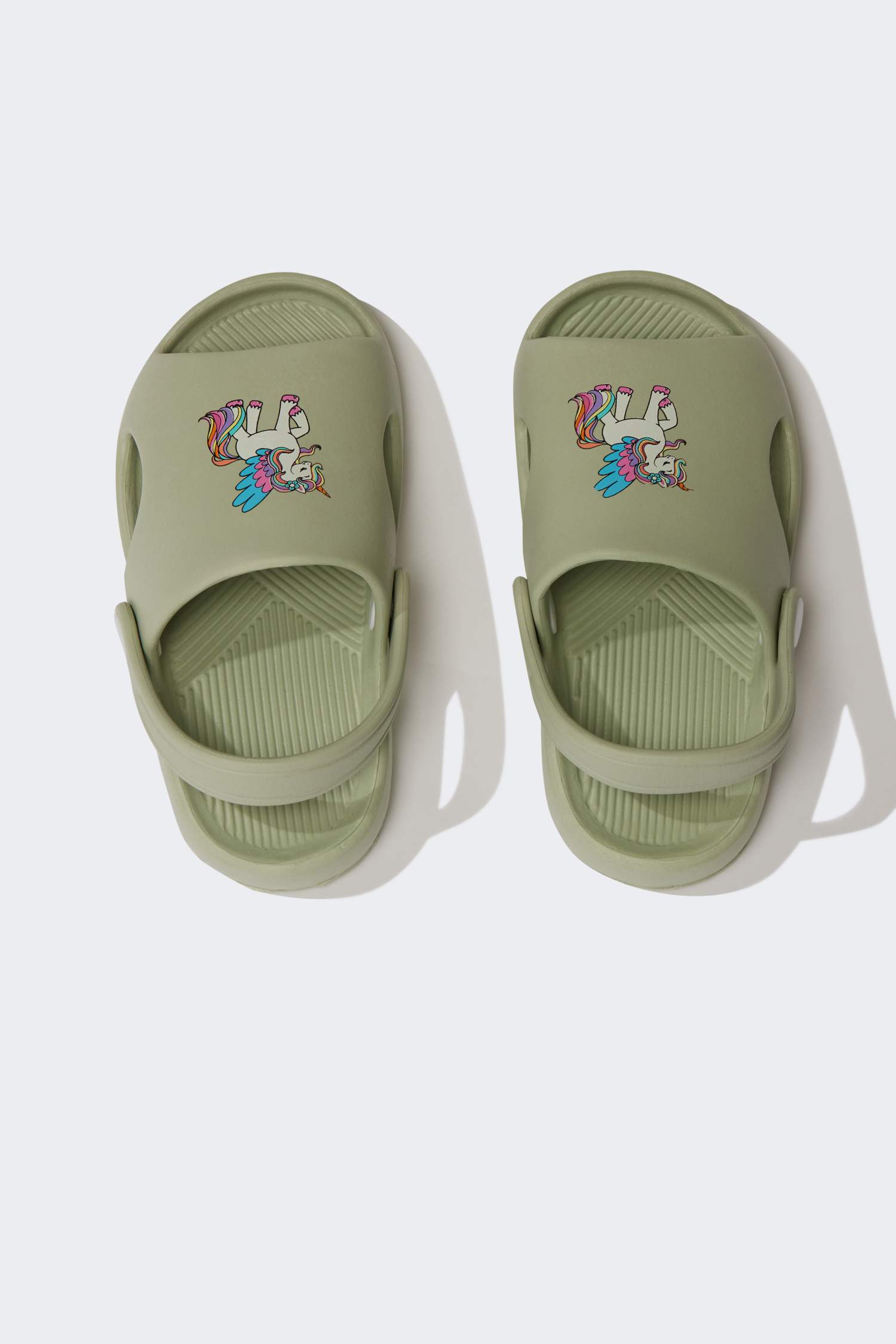 Kız Çocuk Düz Taban Eva Terlik