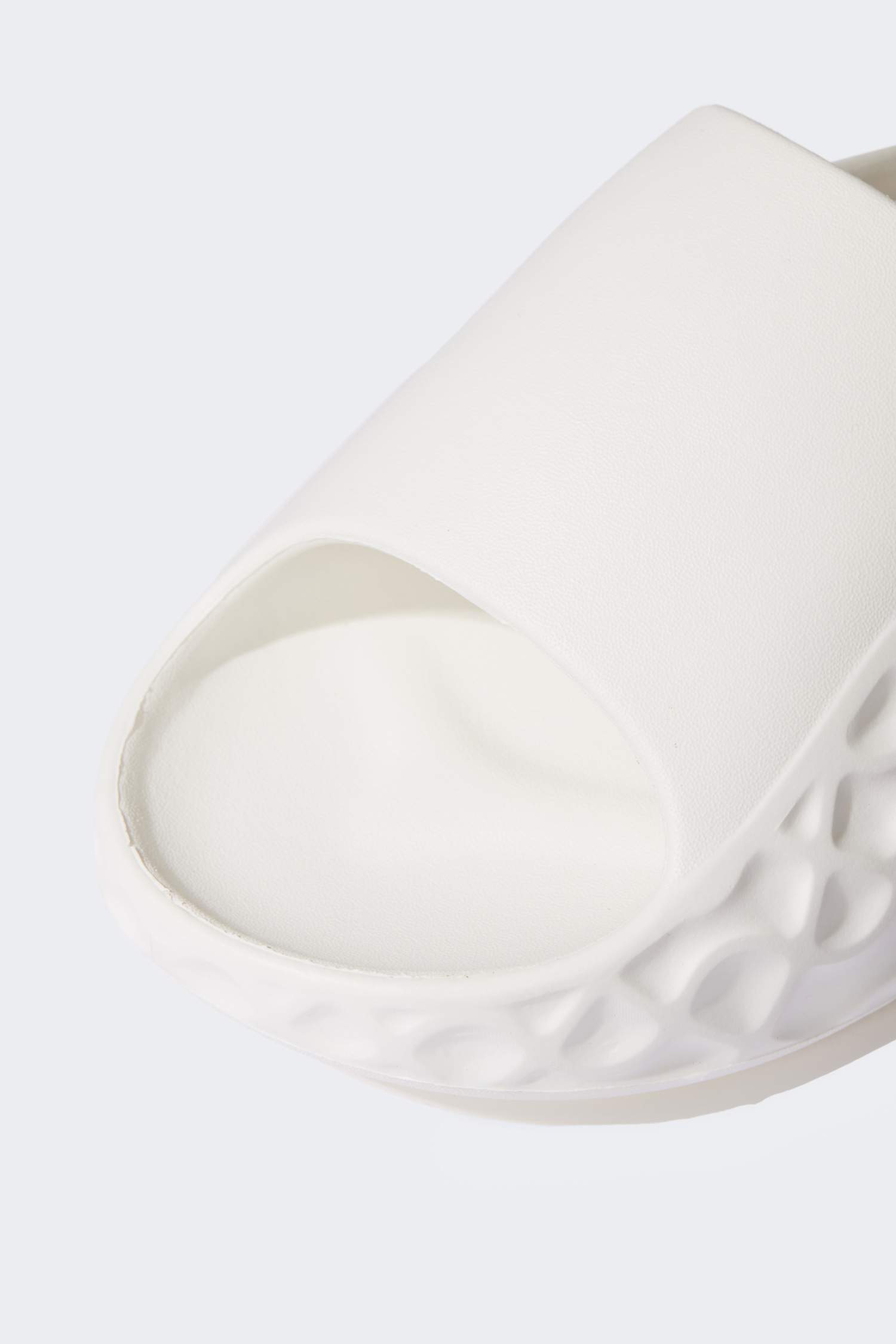 Kadın Düz Taban Tek Bantlı Eva Terlik