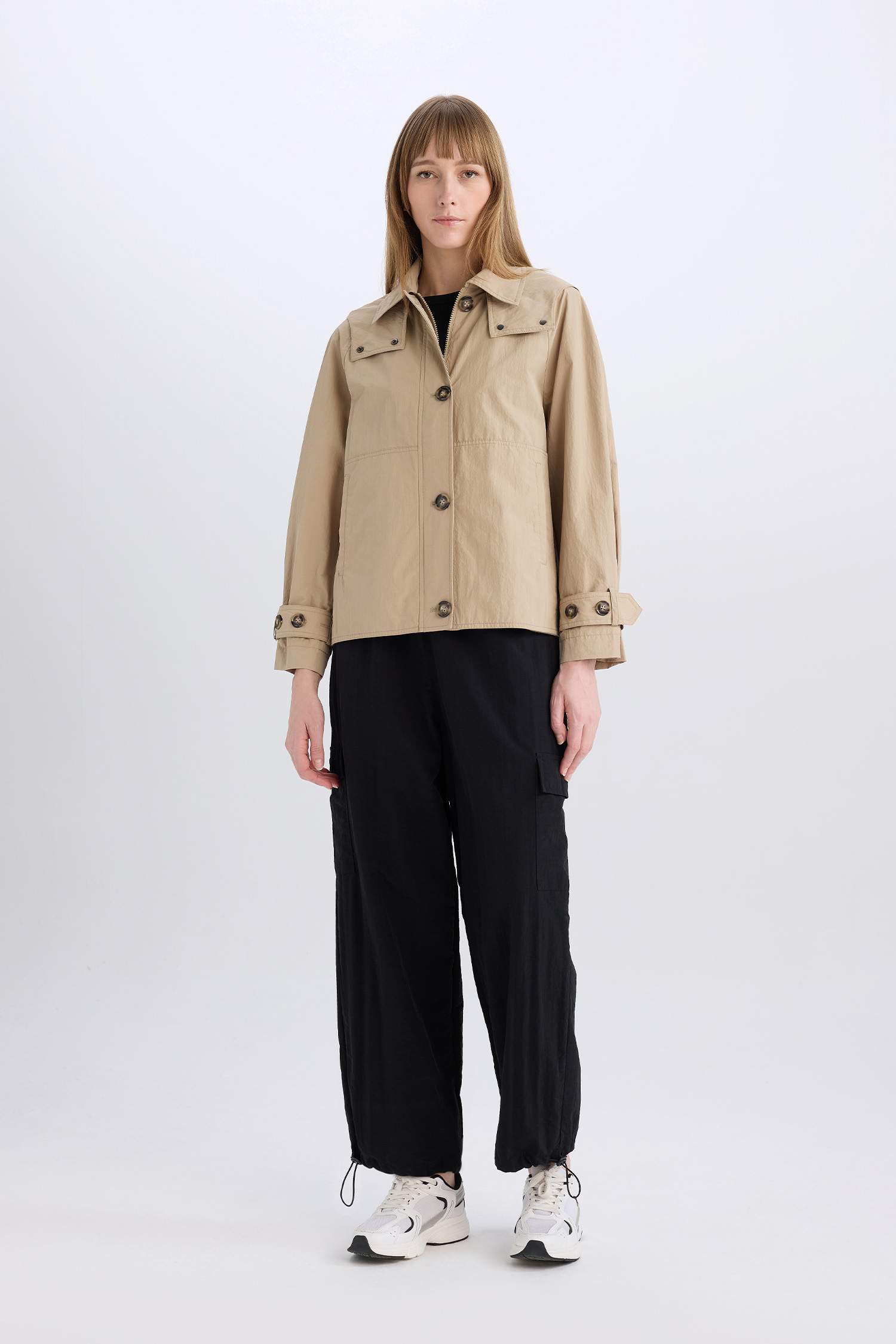 Regular Fit Hooded Pocket Zippered Waterproof Raincoat