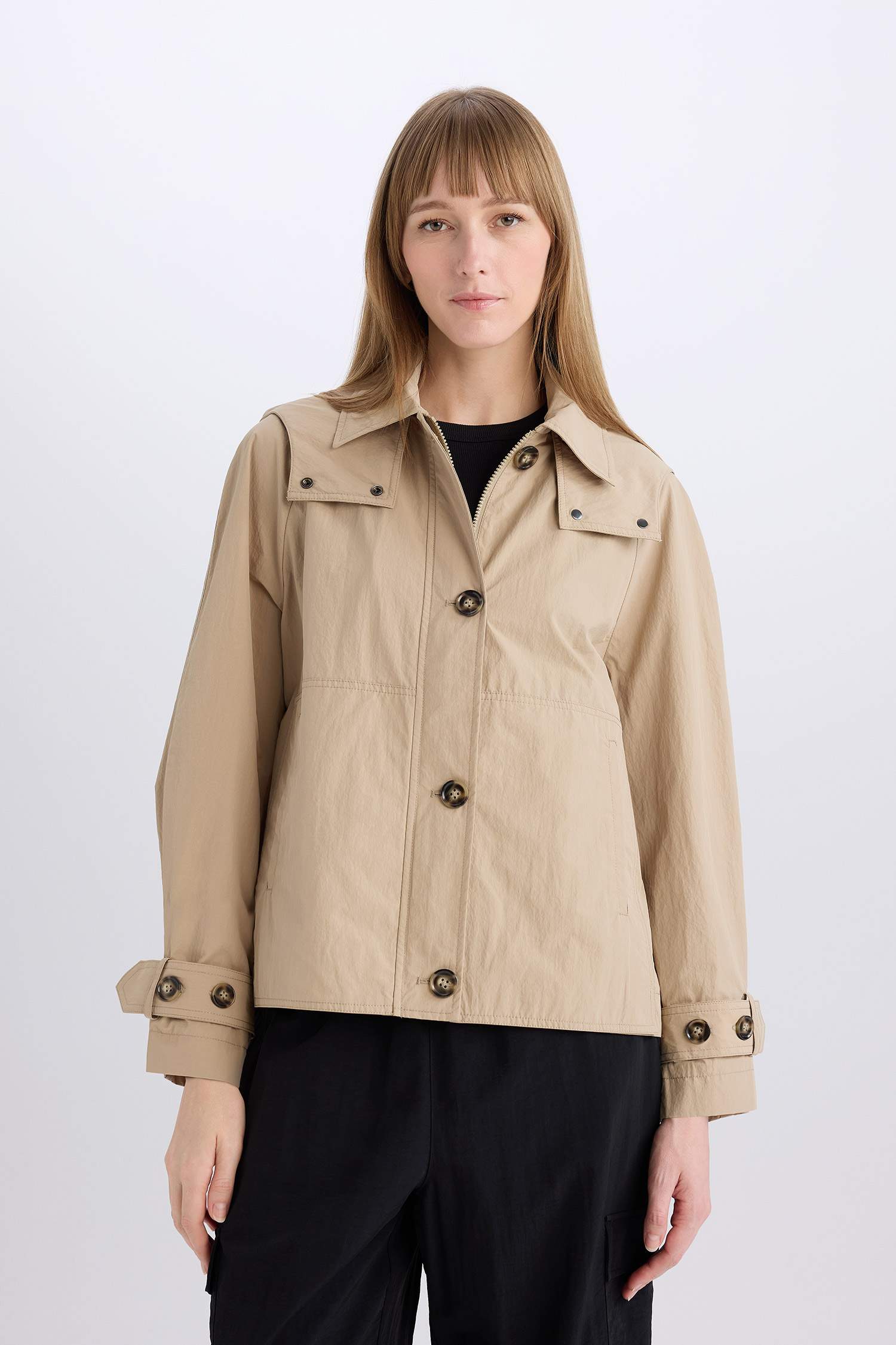 Regular Fit Hooded Pocket Zippered Waterproof Raincoat