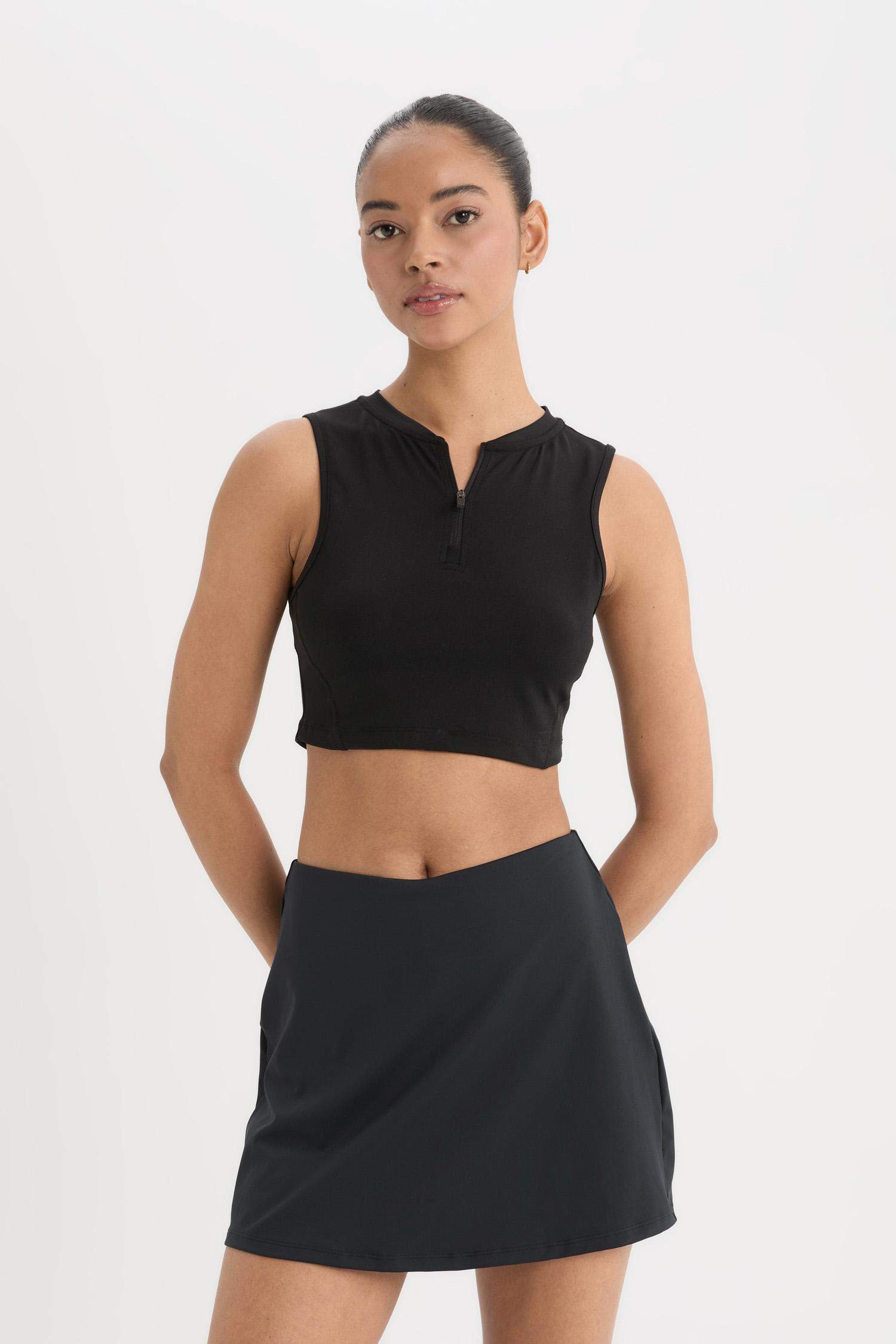 DeFactoFit Standart Fit İçi Taytlı Mini Etek