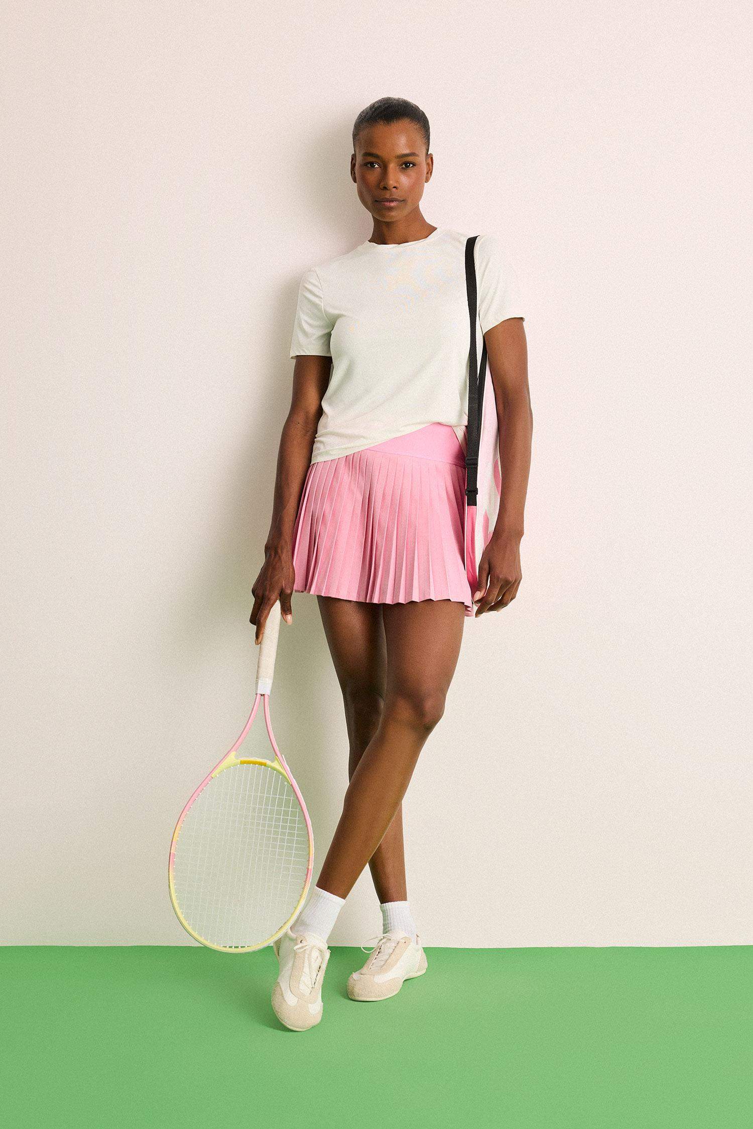 	DeFactoFit Standart Fit İçi Taytlı Pileli Dokuma Etek