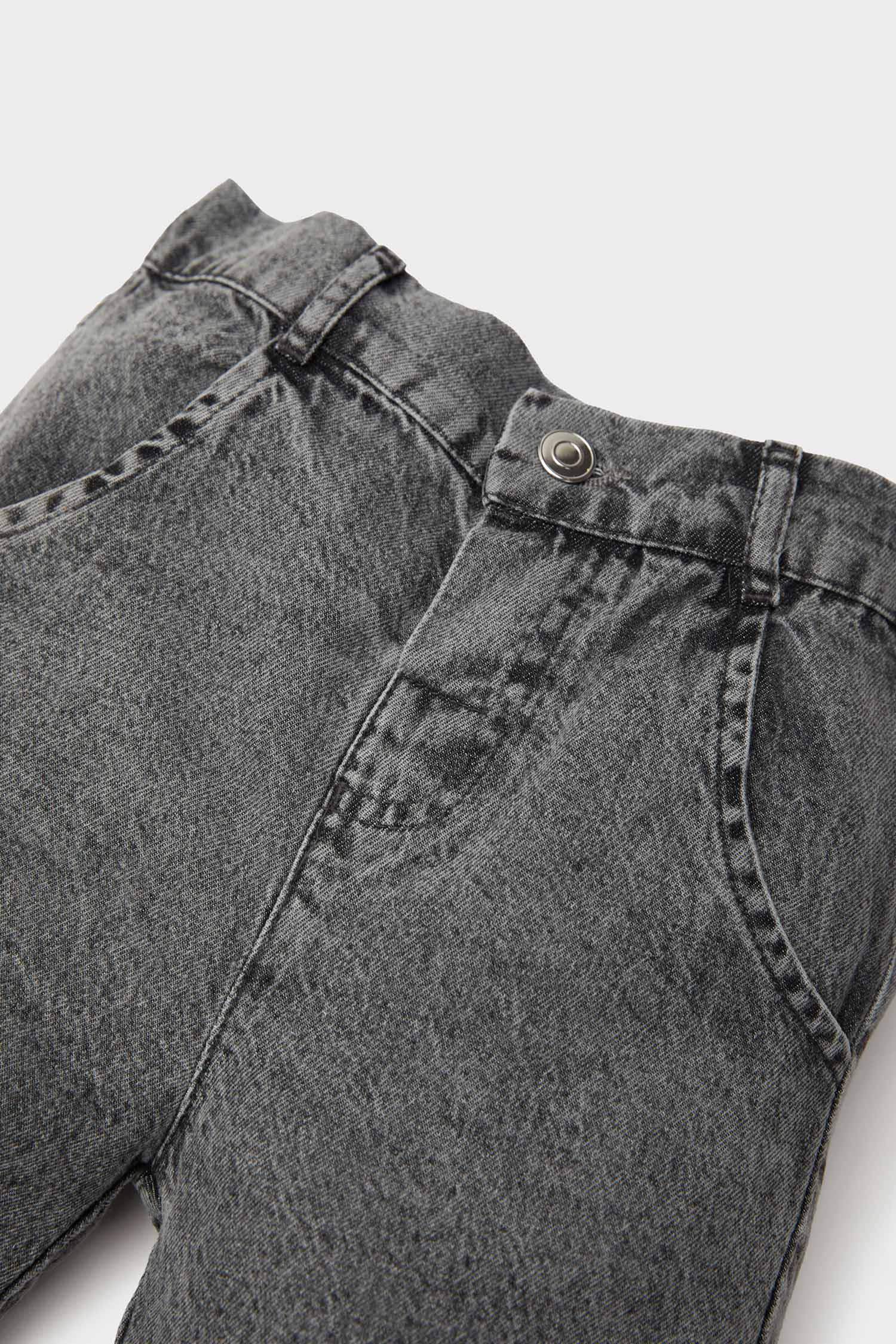 شورت جينز اولادي بيزك قصة عادية