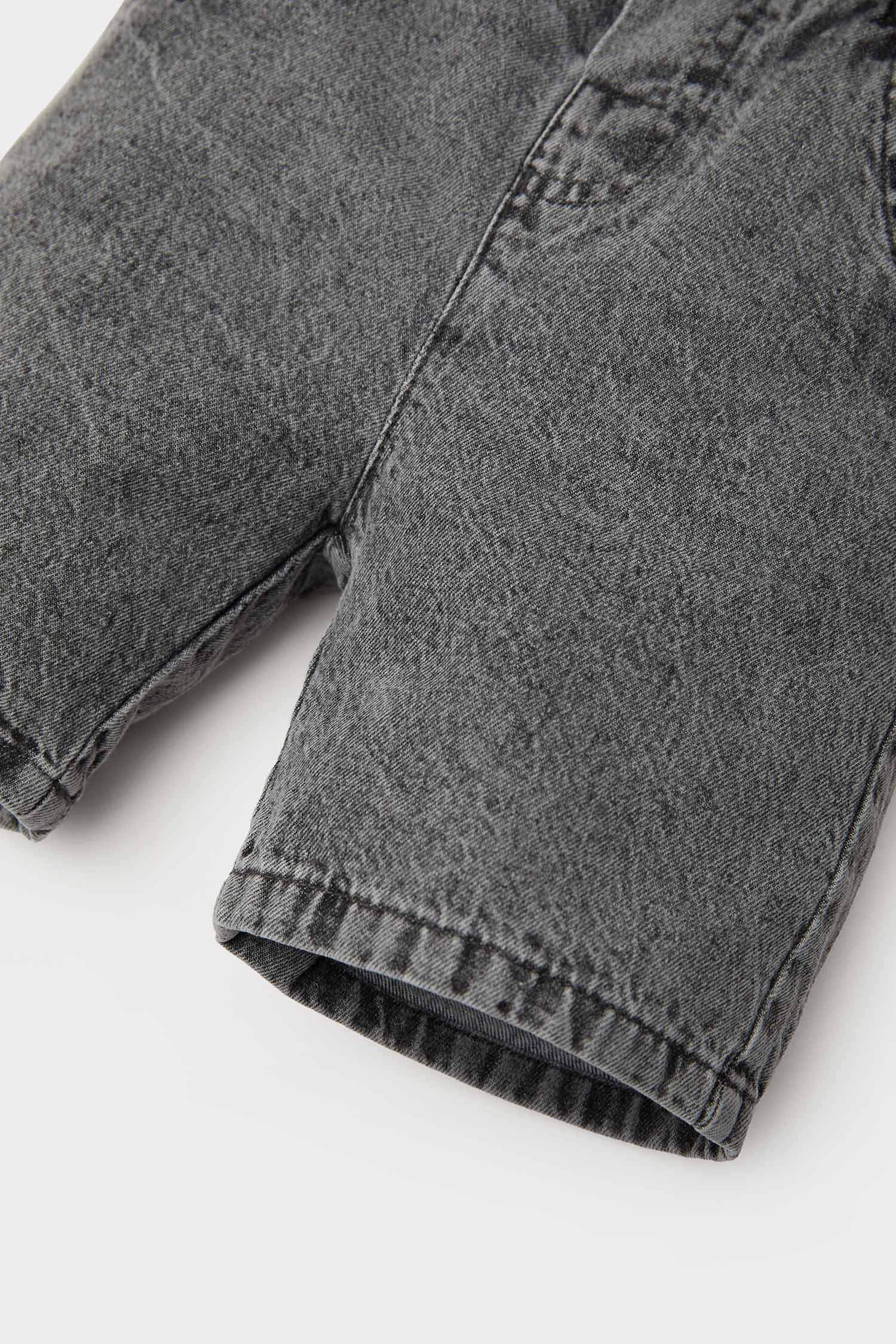 شورت جينز اولادي بيزك قصة عادية