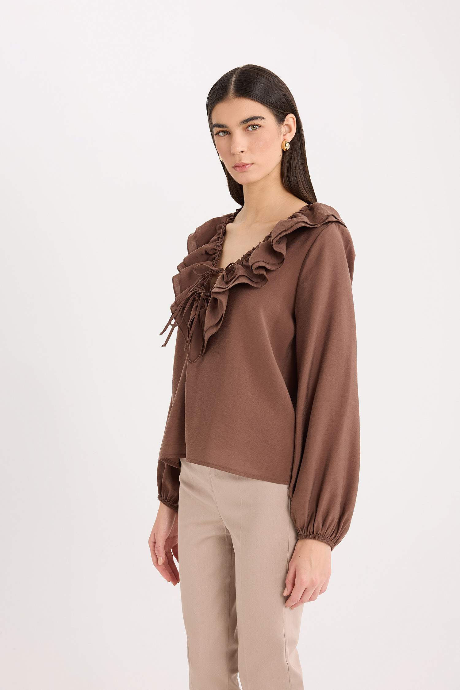 Regular Fit Ruffled V Neck Basic Long Sleeve Blouse