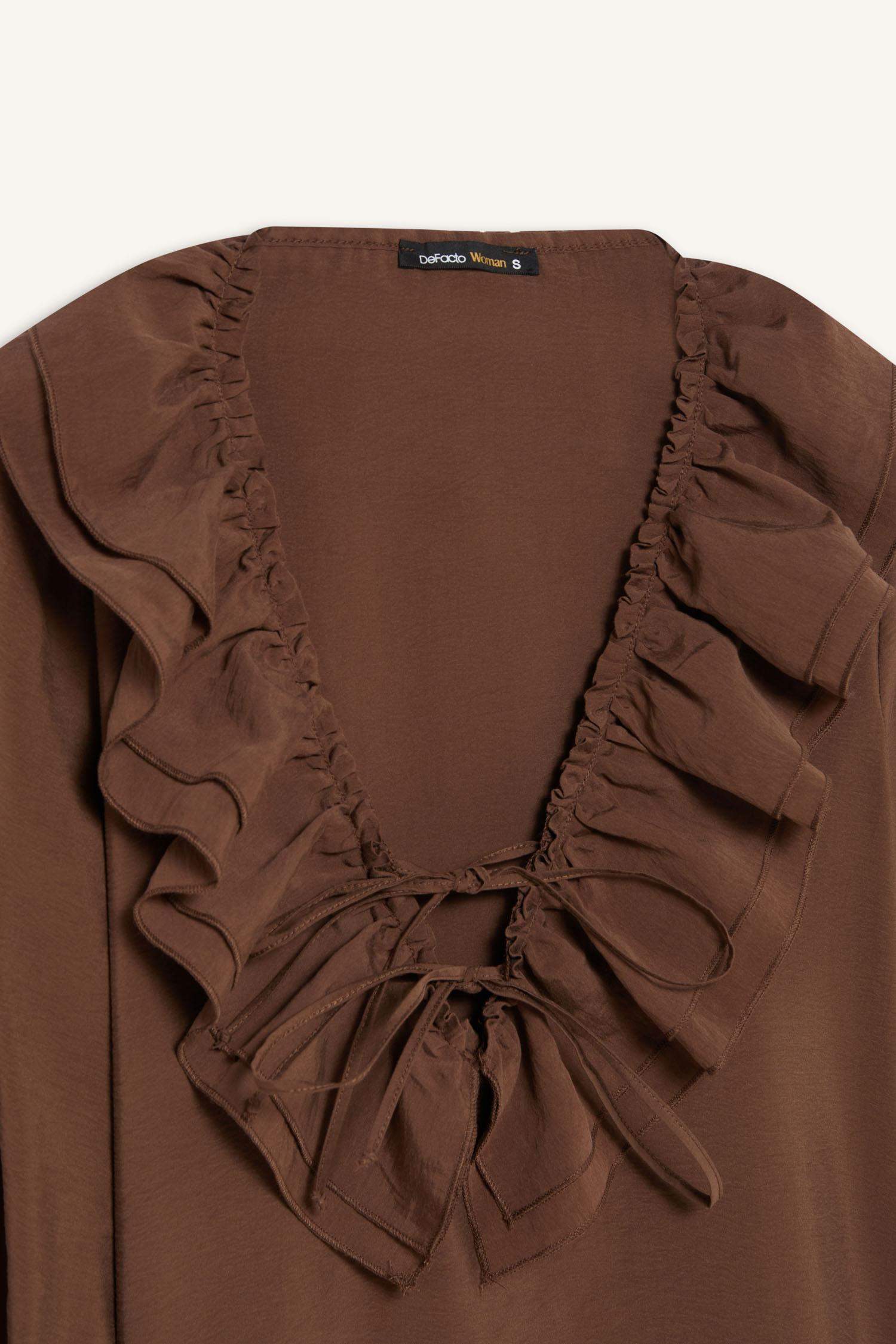 Regular Fit Ruffled V Neck Basic Long Sleeve Blouse