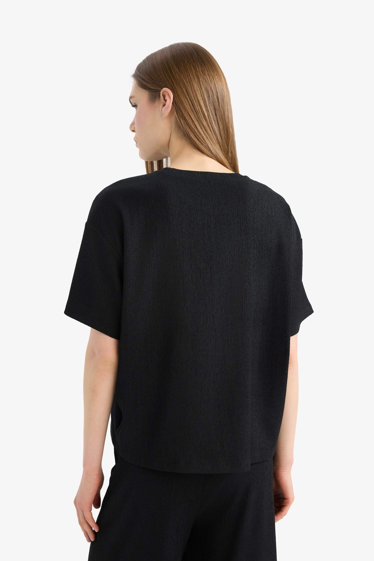 Relax Fit Crew Neck Short Sleeve T-Shirt