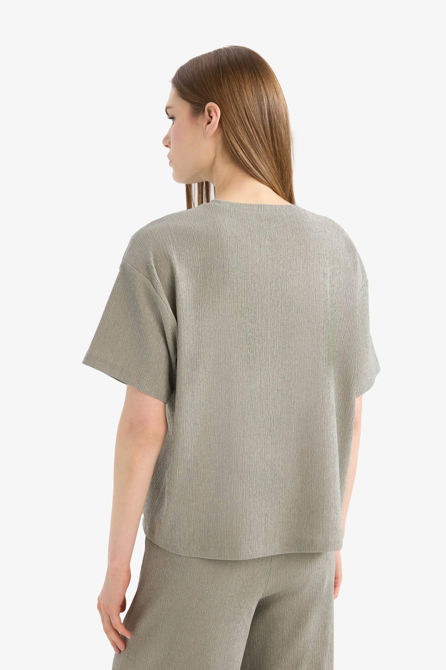 Relax Fit Crew Neck Short Sleeve T-Shirt