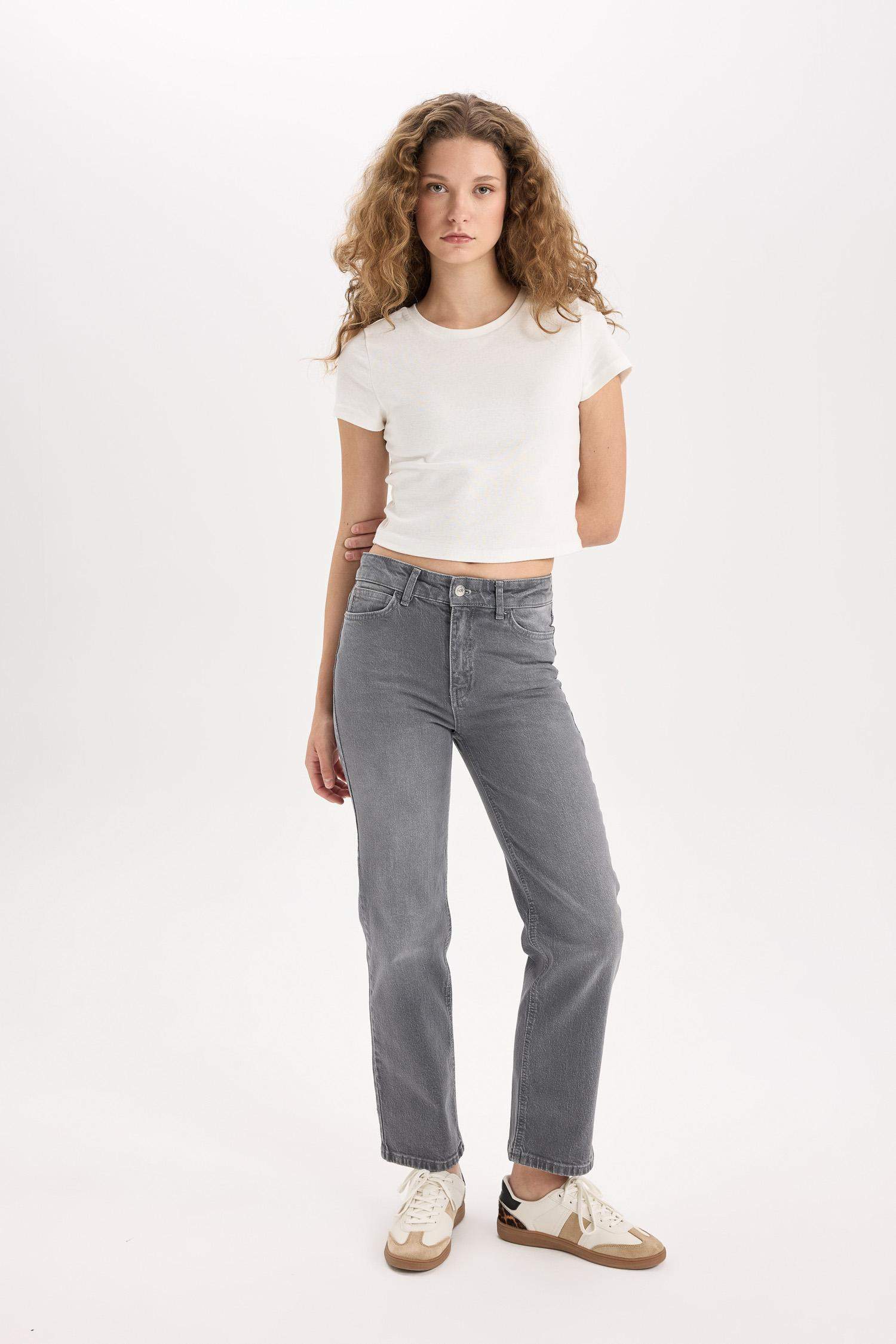 Comfort Straight Yüksek Bel Bilek Boy Jean Yıkamalı Pantolon