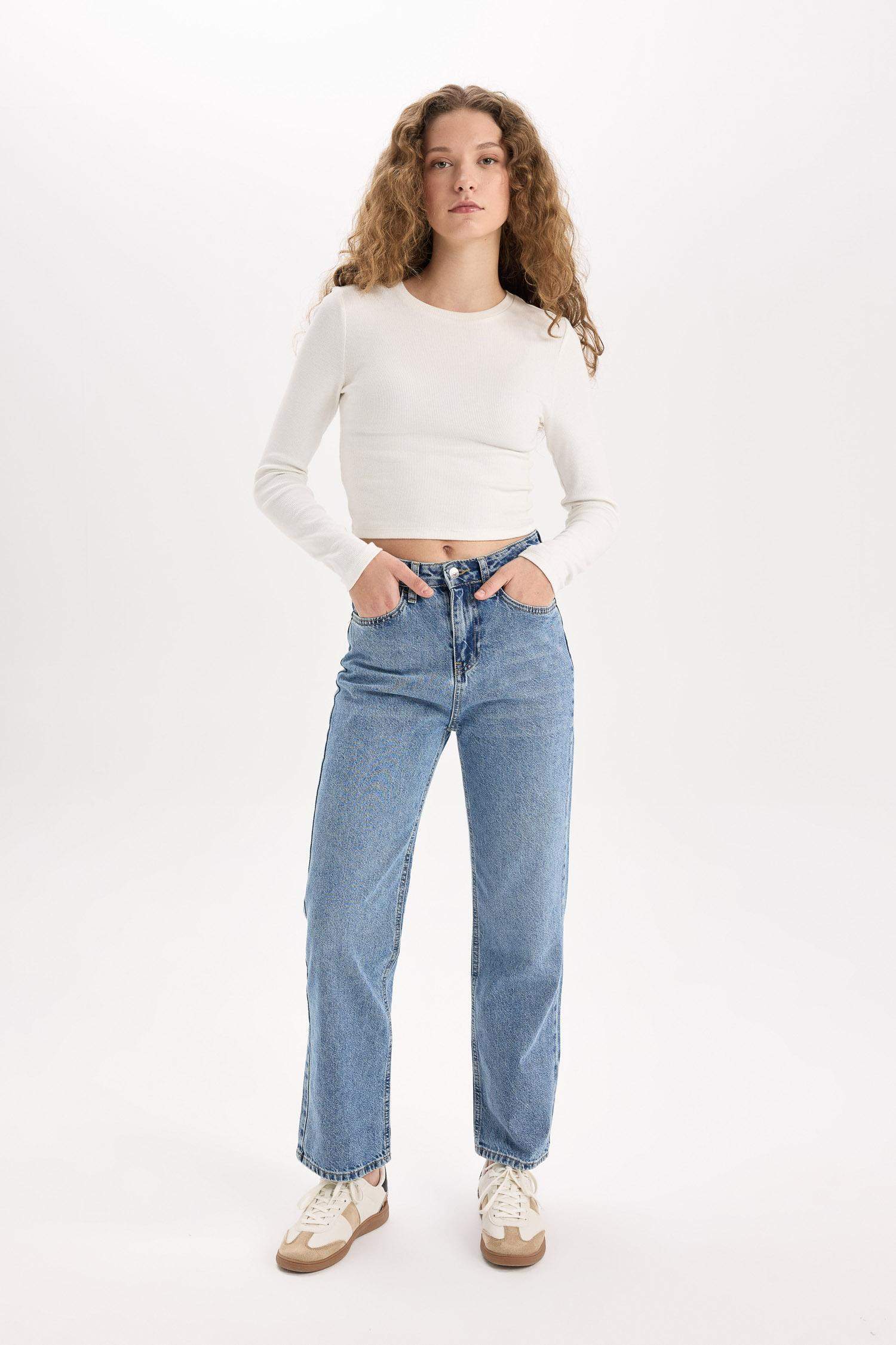 Straight Fit Yüksek Bel Bilek Boy Jean Yıkamalı Pantolon