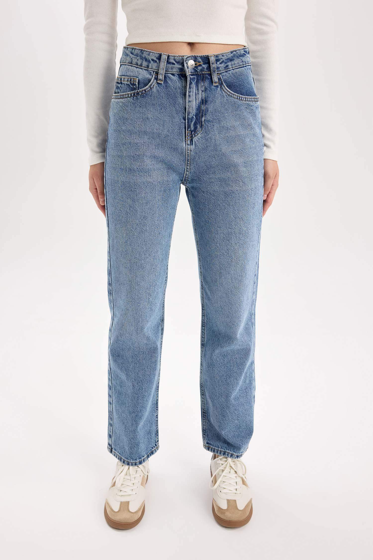 Straight Fit Yüksek Bel Bilek Boy Jean Yıkamalı Pantolon