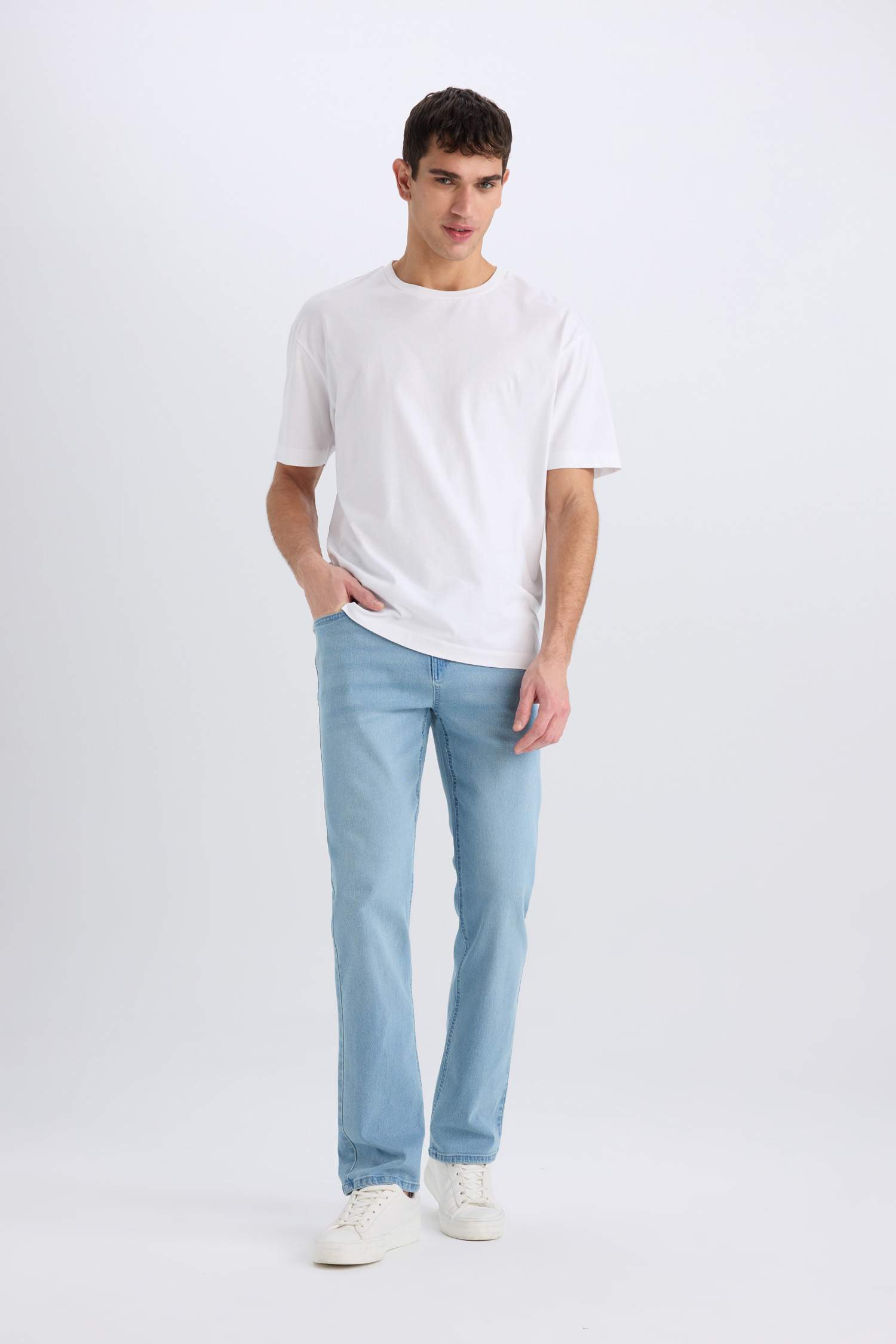 Regular fit джинсы Sergio, прямые штанины, обычная талия