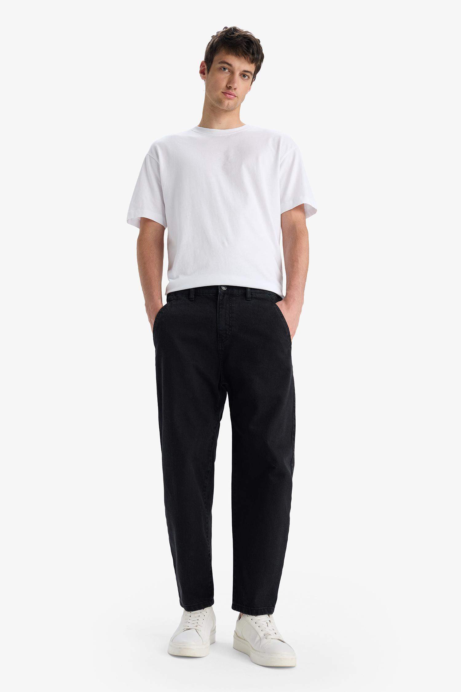 سروال جينز واسع