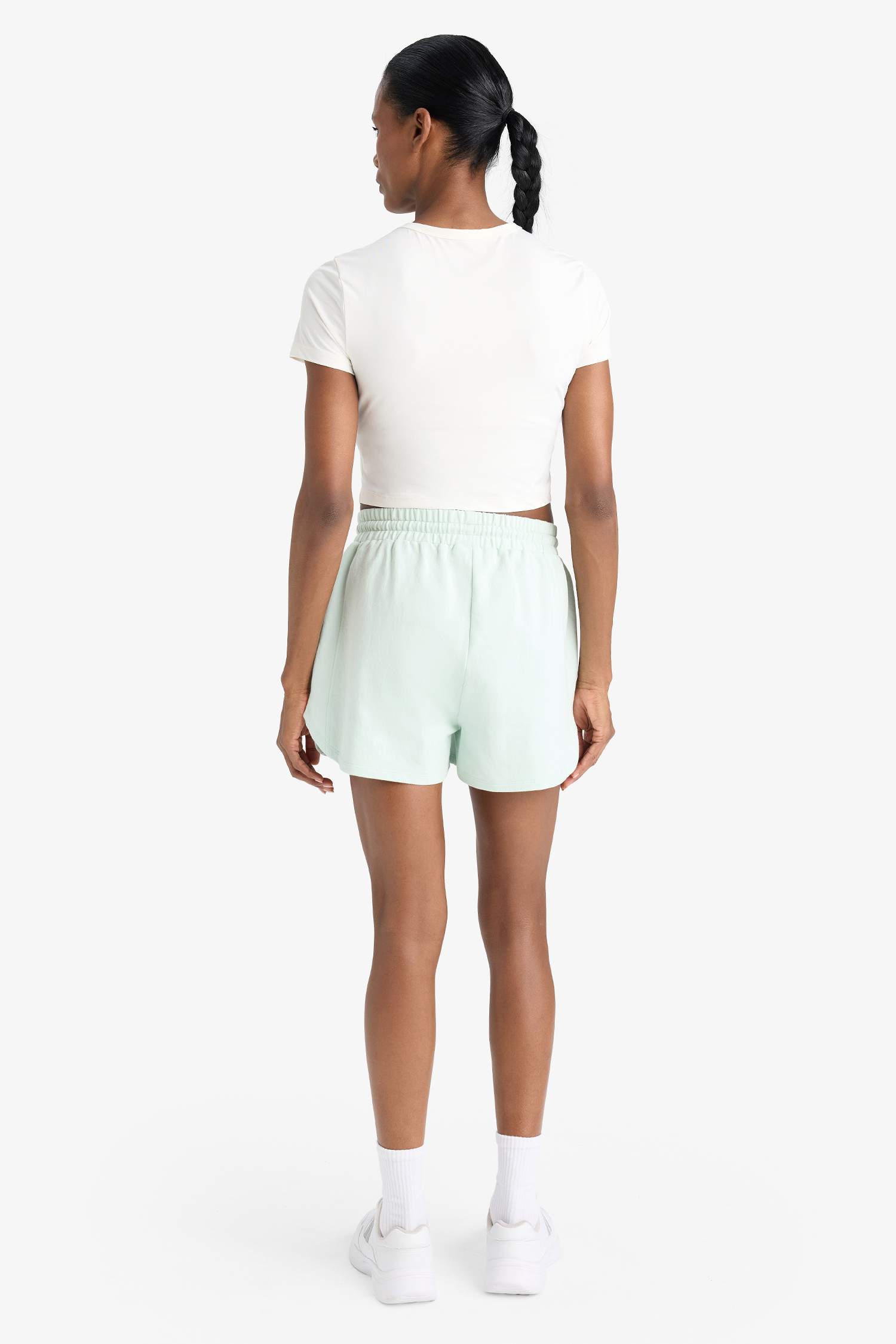 DeFactoFit Sporcu Kısa Paça Şort