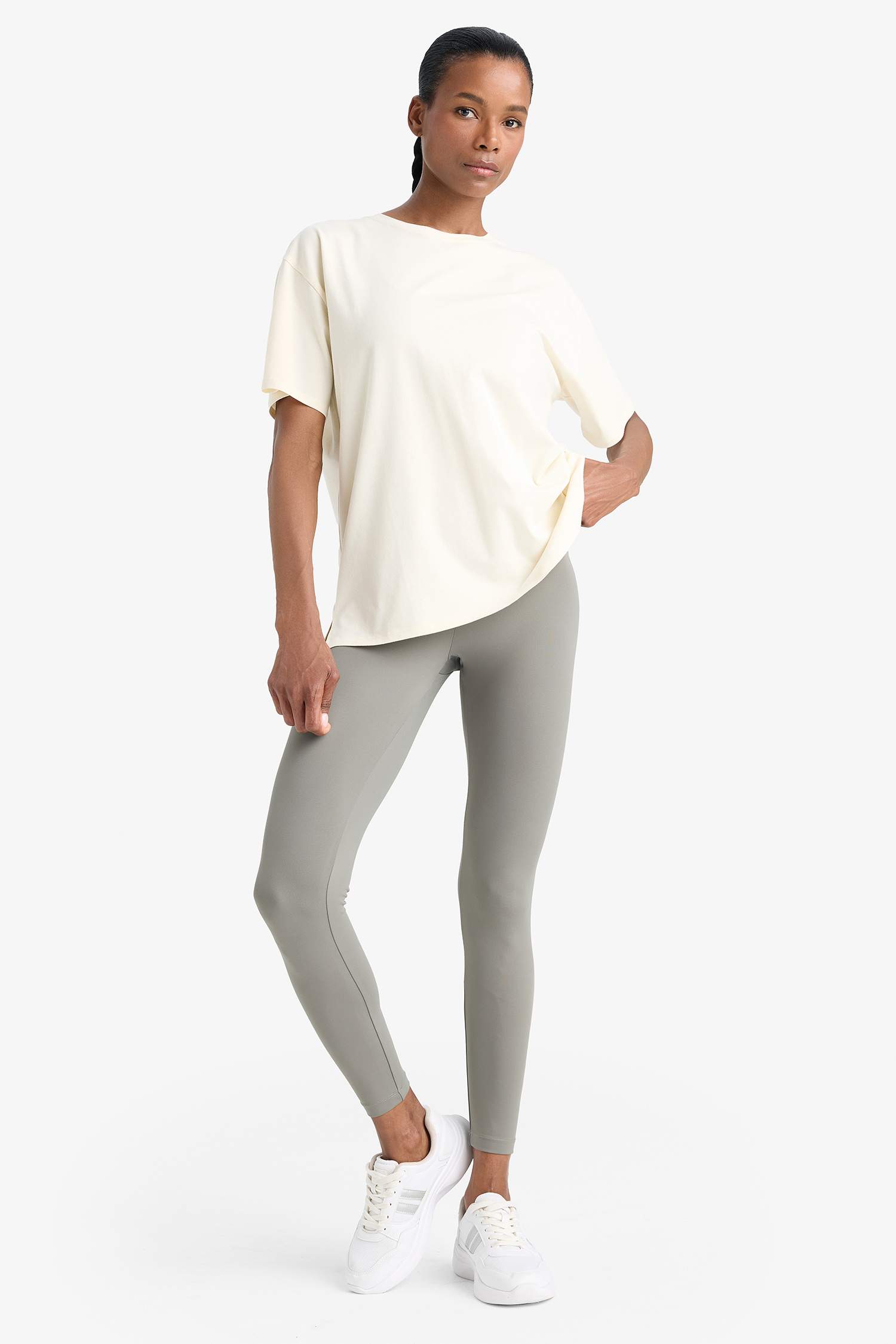 DeFactoFit Comfort Fit Bisiklet Yaka Sporcu Kısa Kollu Tişört