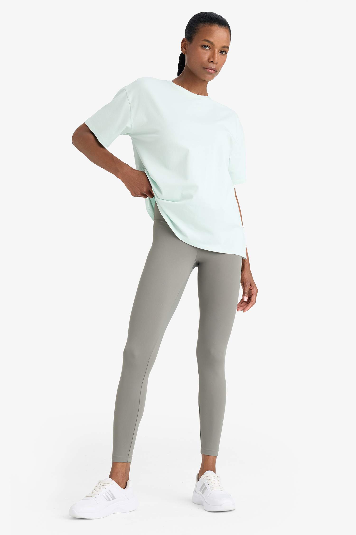 DeFactoFit Comfort Fit Bisiklet Yaka Sporcu Kısa Kollu Tişört