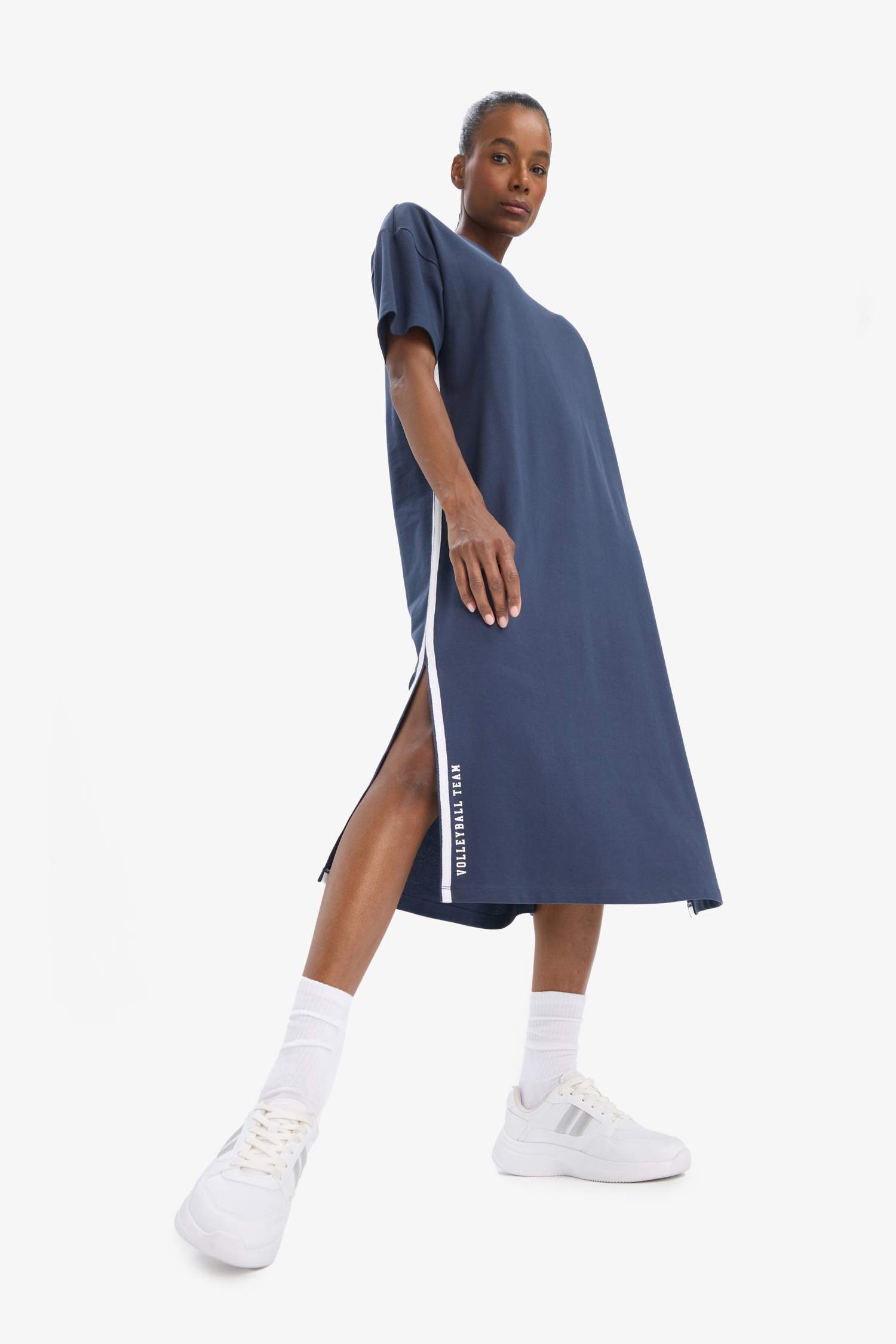 DeFactoFit فستان بيكيه من