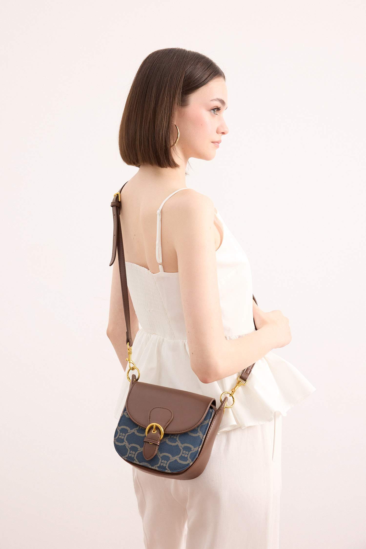 Woman Faux Leather Shoulder Bag