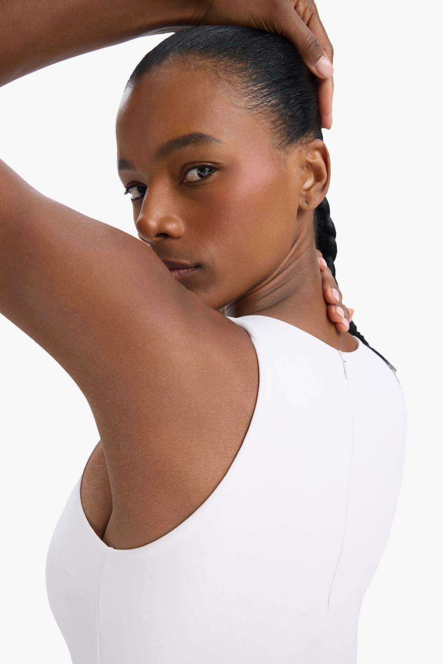 DeFactoFit Standart Fit Kalın Askılı İçi Kısa Taytlı Tenis Elbisesi