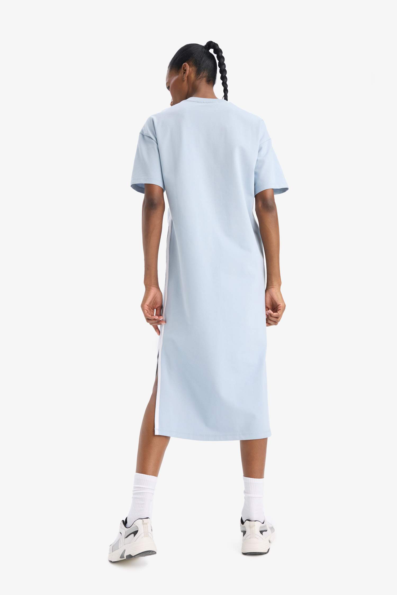 NBA Los Angeles Lakers DeFactoFit Bisiklet Yaka Yırtmaçlı Pike Spor Midi Elbise