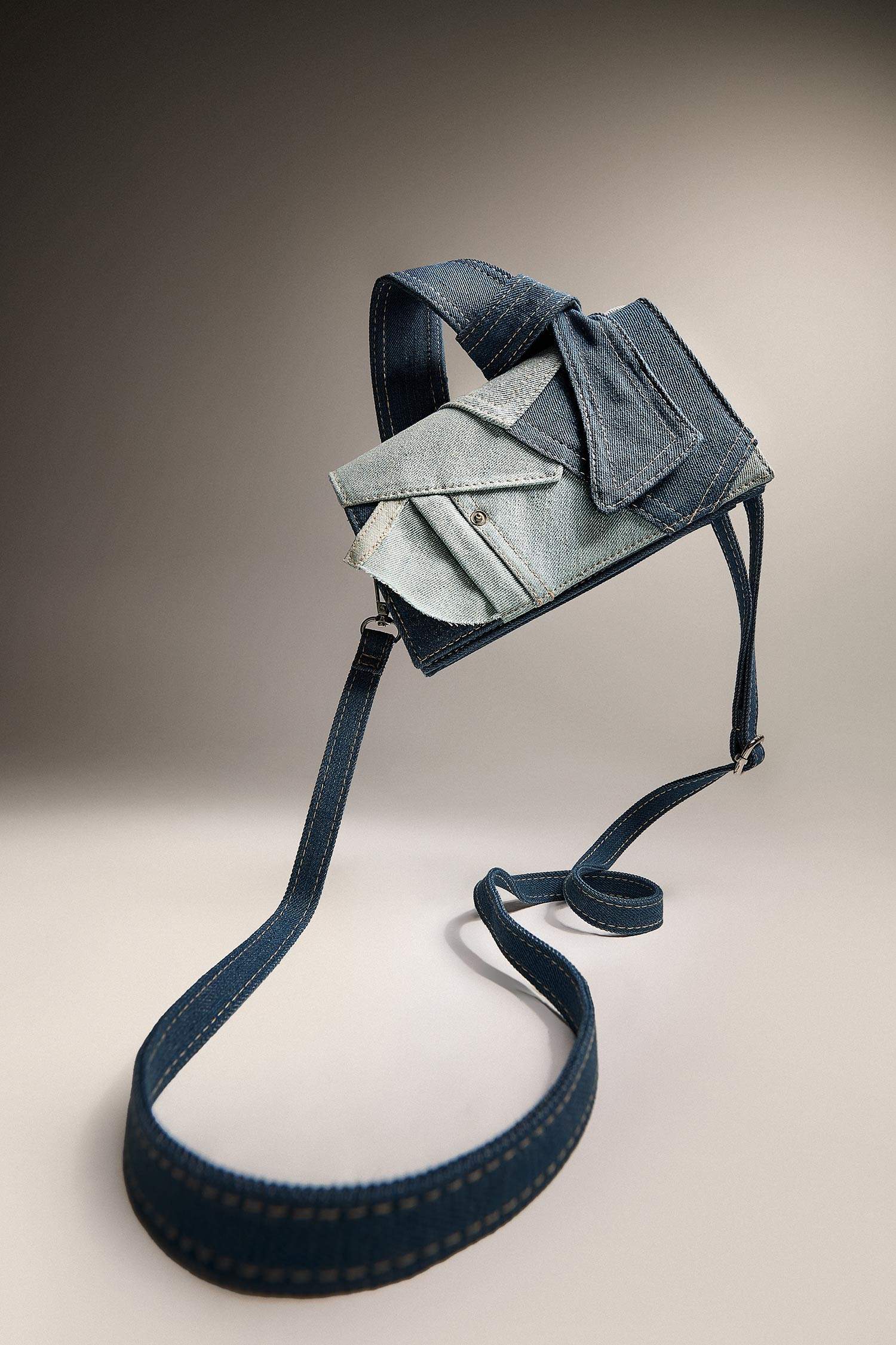 Женская сумка через плечо