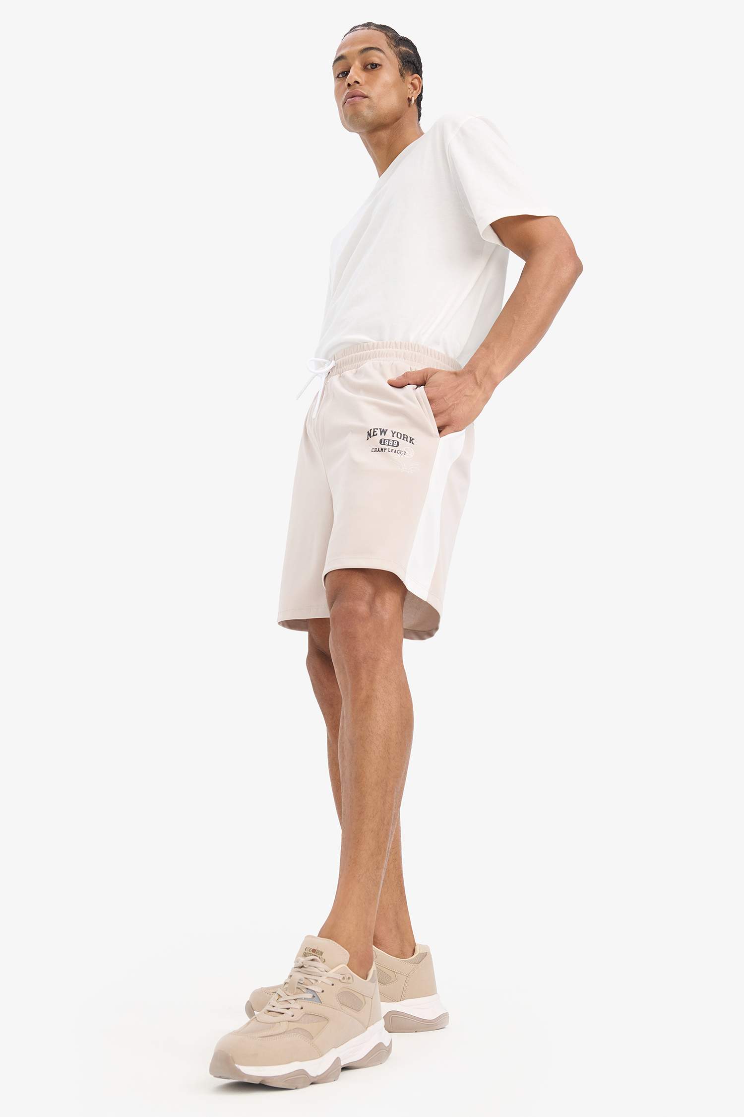 DeFactoFit Standard Fit Sports Shorts