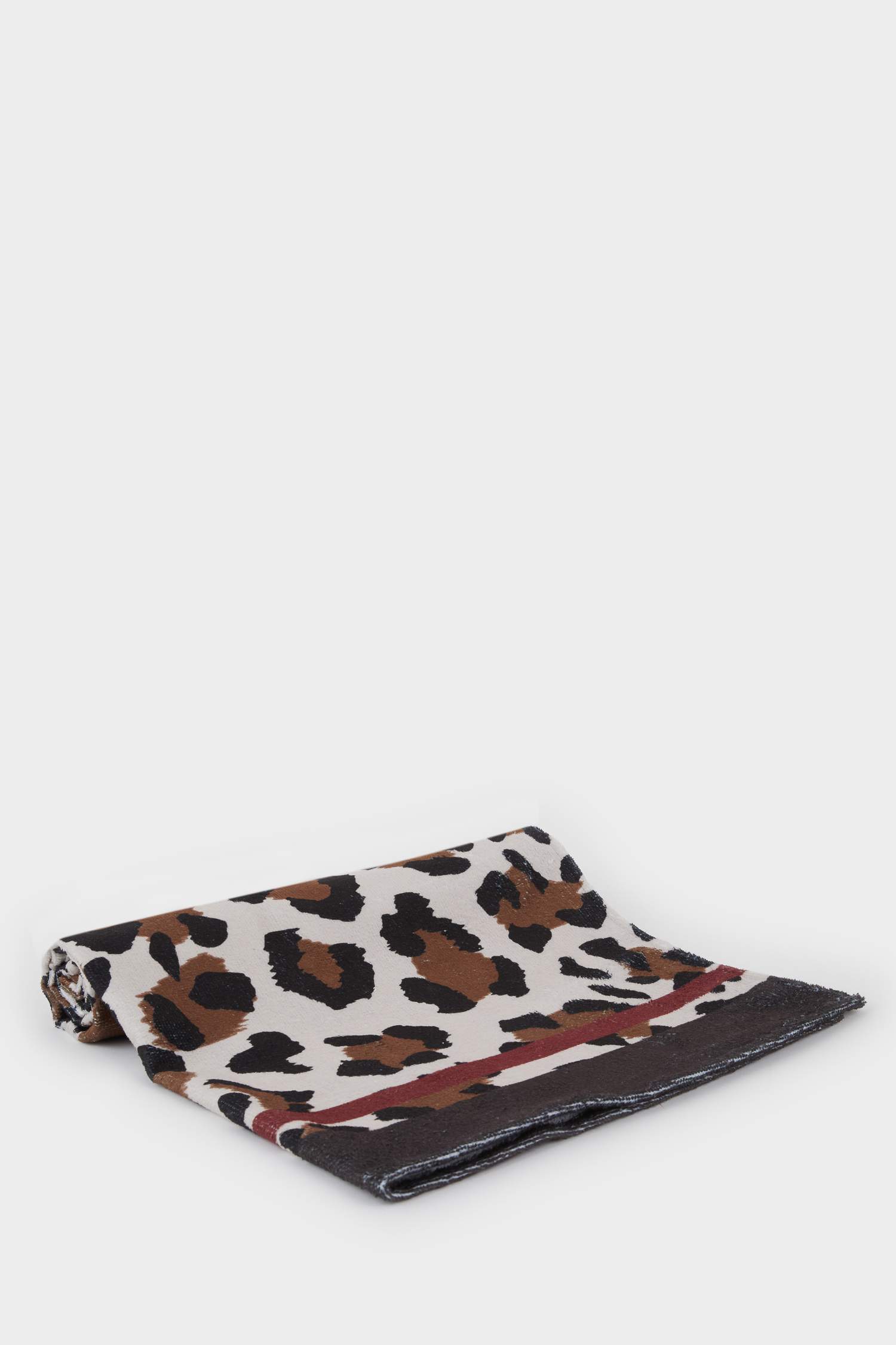 Kadın Leopar Desenli Pamuklu Plaj Havlusu