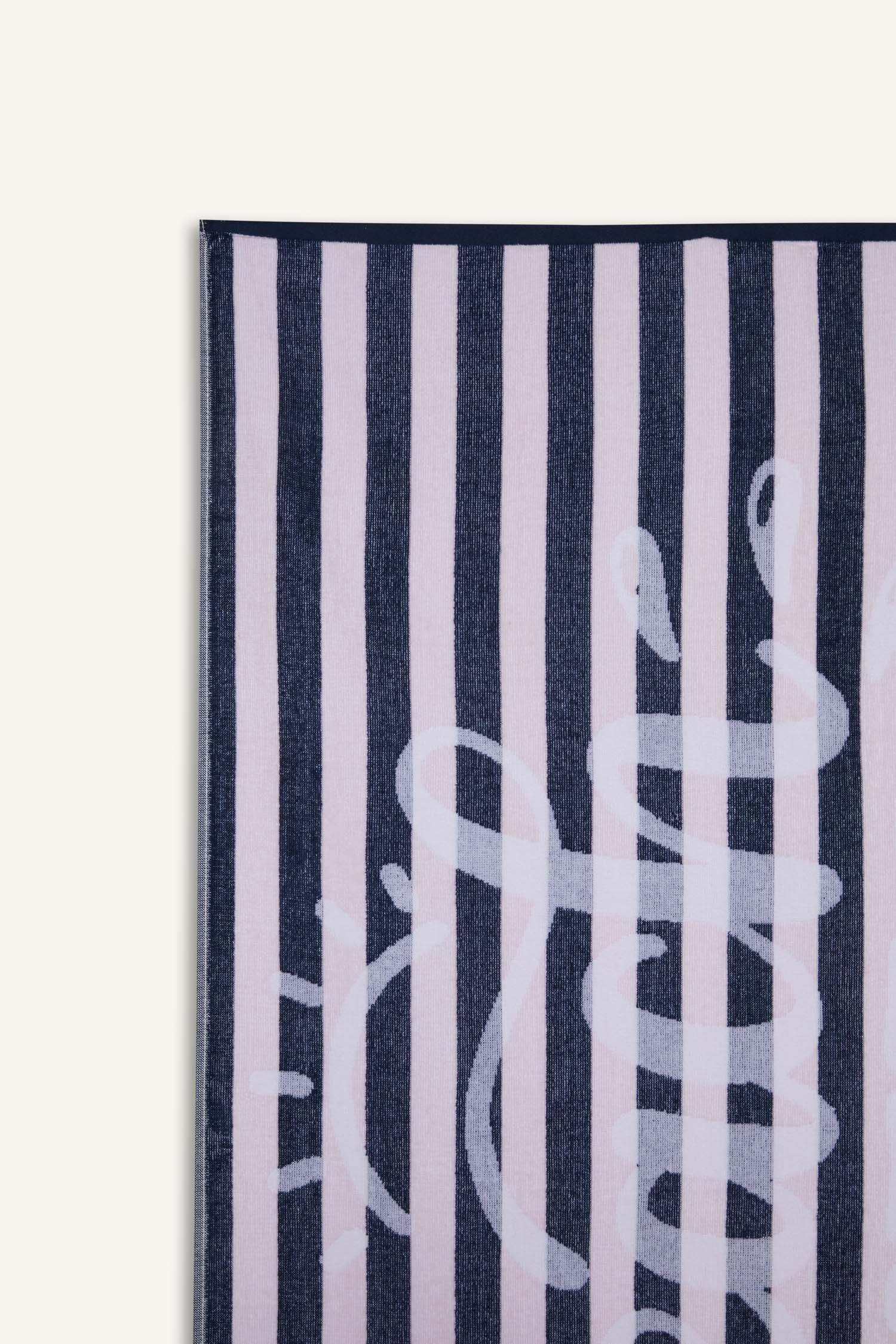 منشفة بحر نسائي قطن منقوش