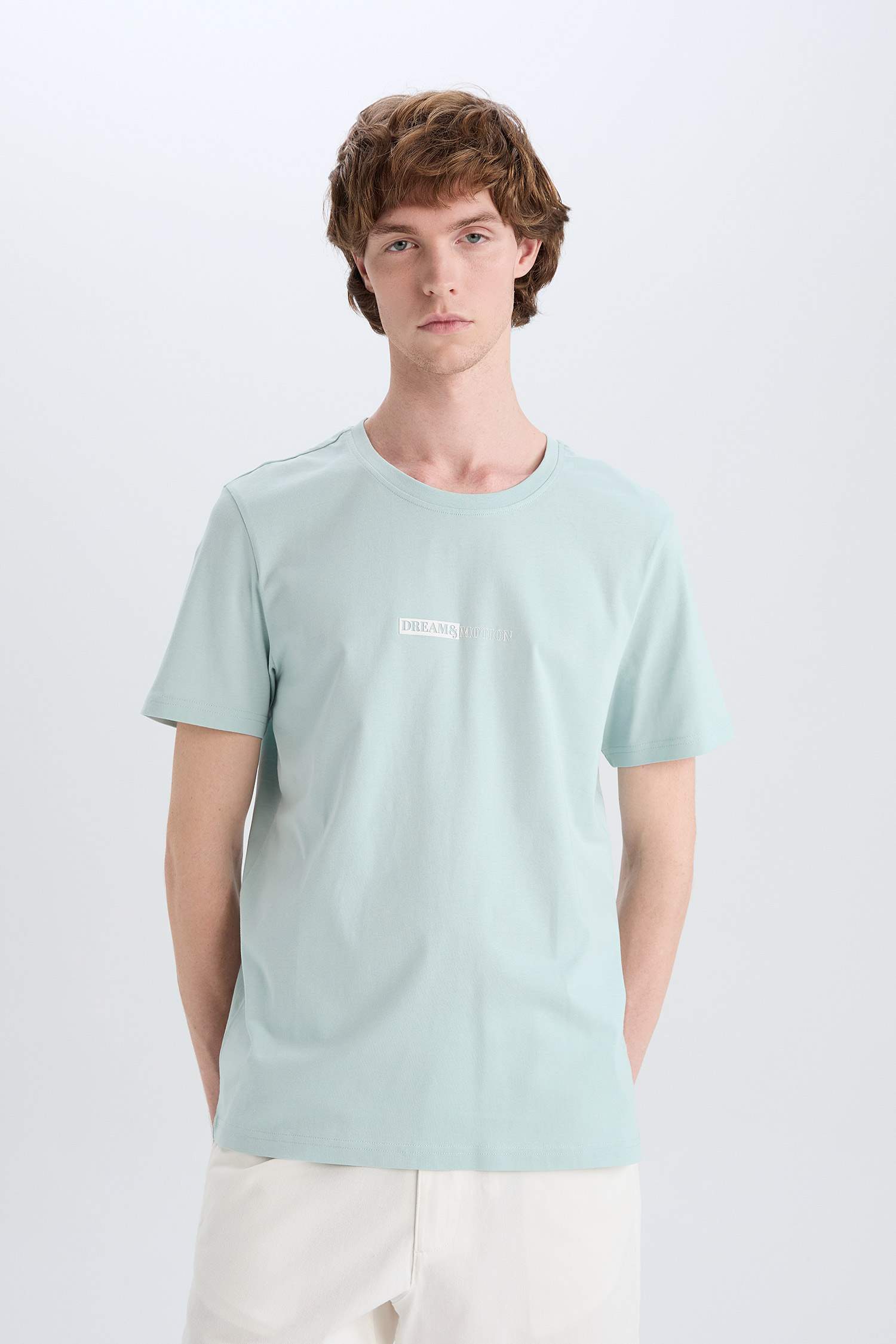 Узкая посадка футболка с круглым вырезом и короткими рукавами с принтом