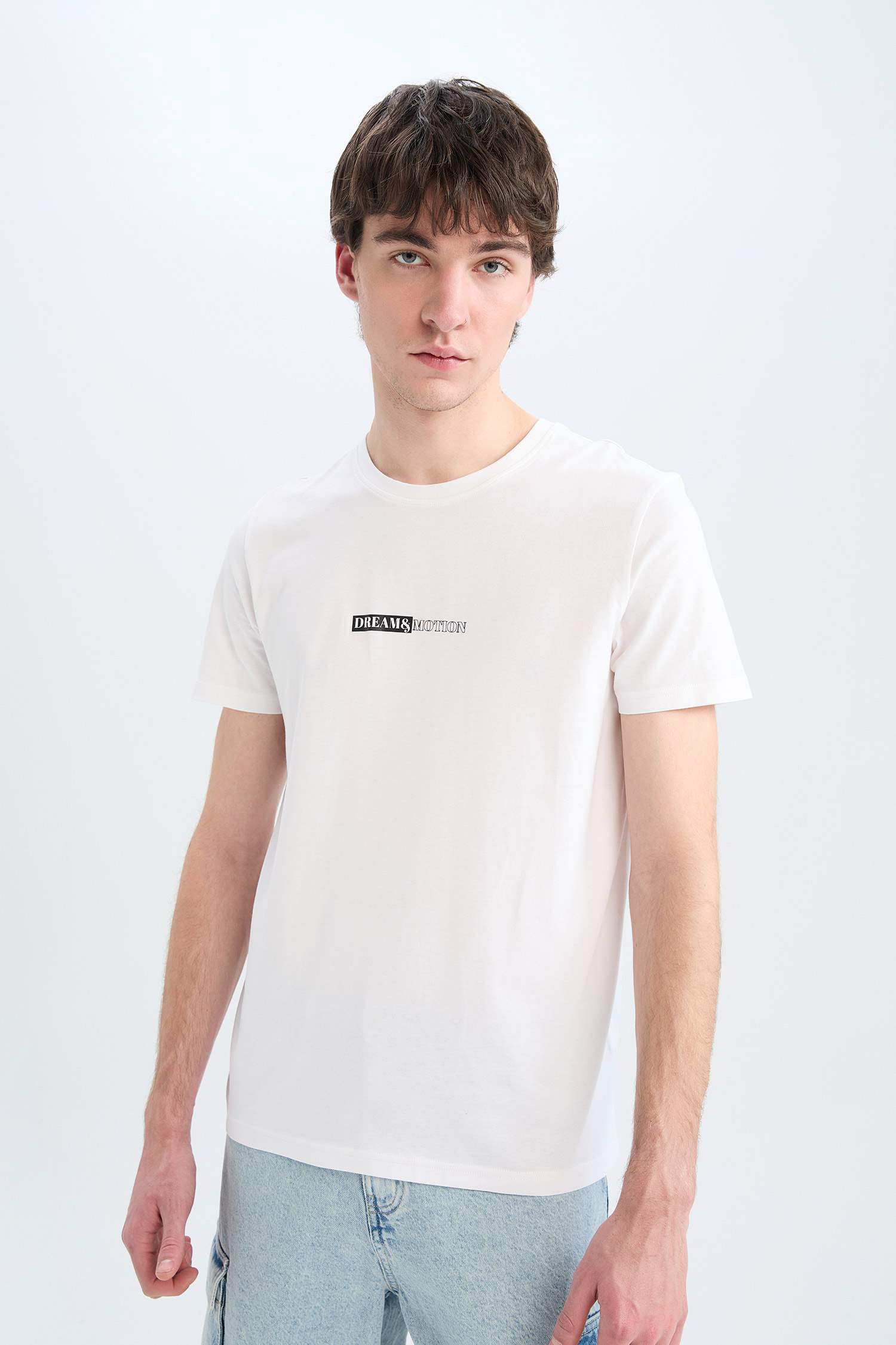 تيشيرت مطبوع سليم فيت برقبة مستديرة