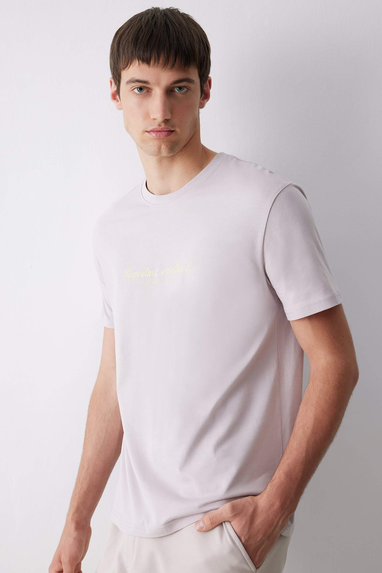 T-shirt en coton imprimé à col rond et manches courtes Coupe régulière