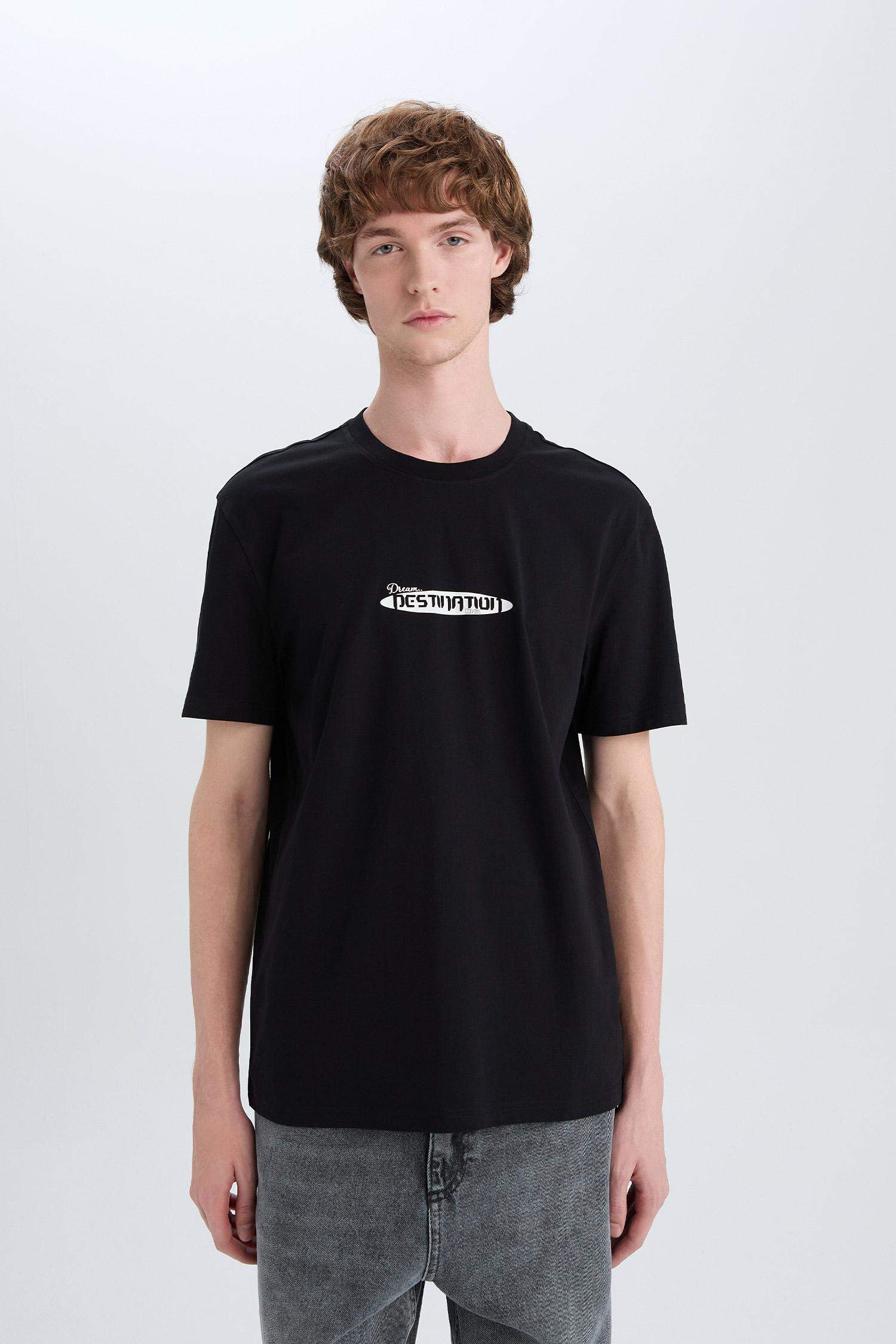 تيشيرت مطبوع قصة عادية برقبة مستديرة