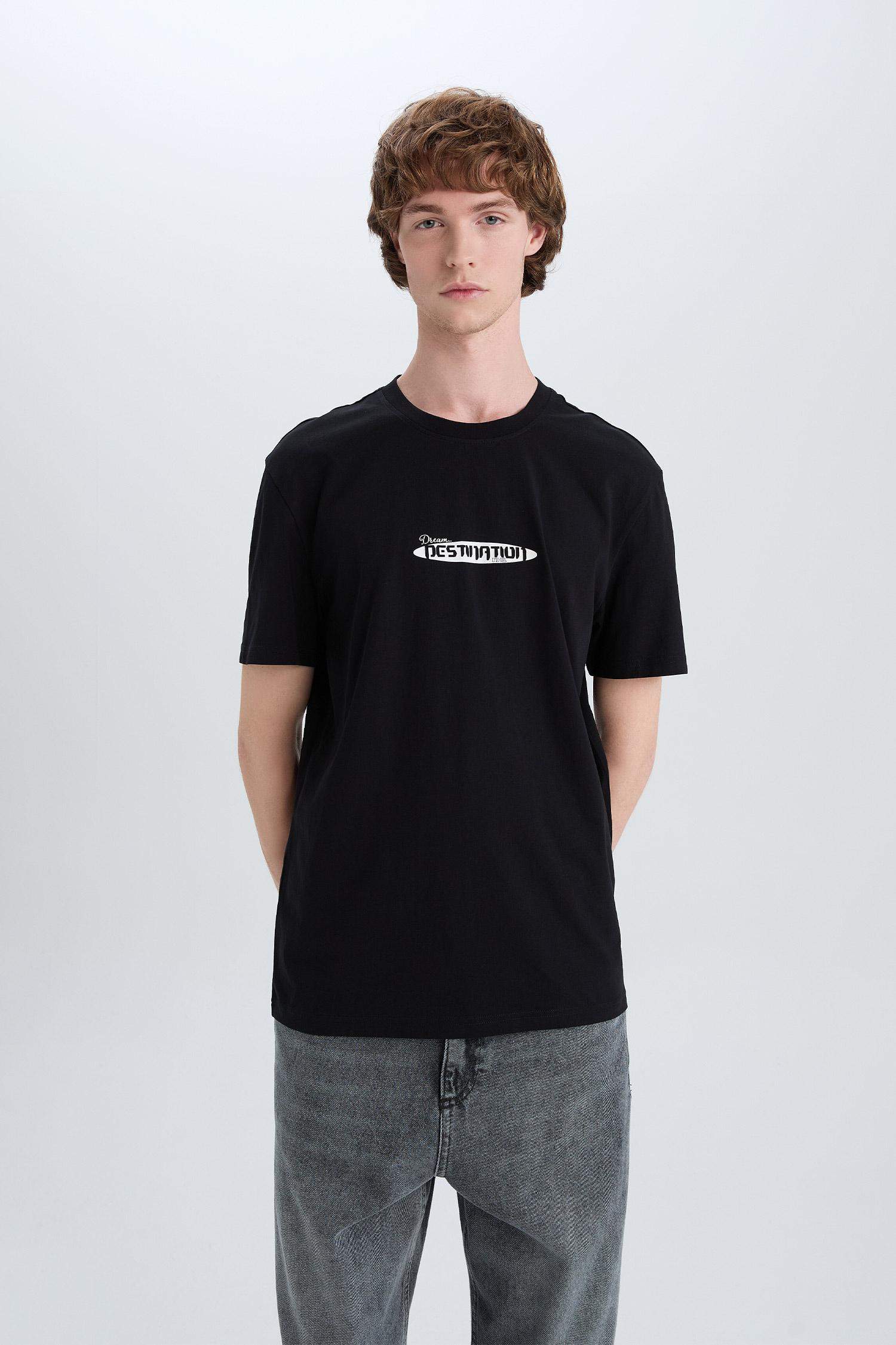 تيشيرت مطبوع قصة عادية برقبة مستديرة