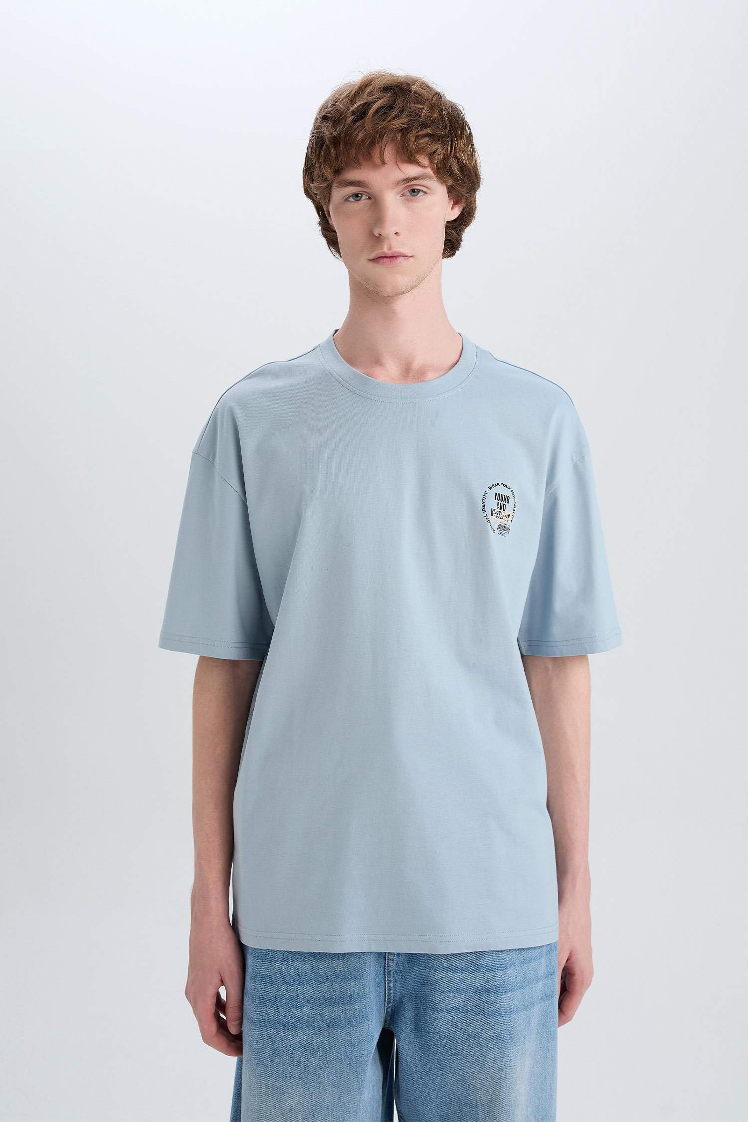 تيشيرت قطن أوفر سايز مطبوع برقبة مستديرة