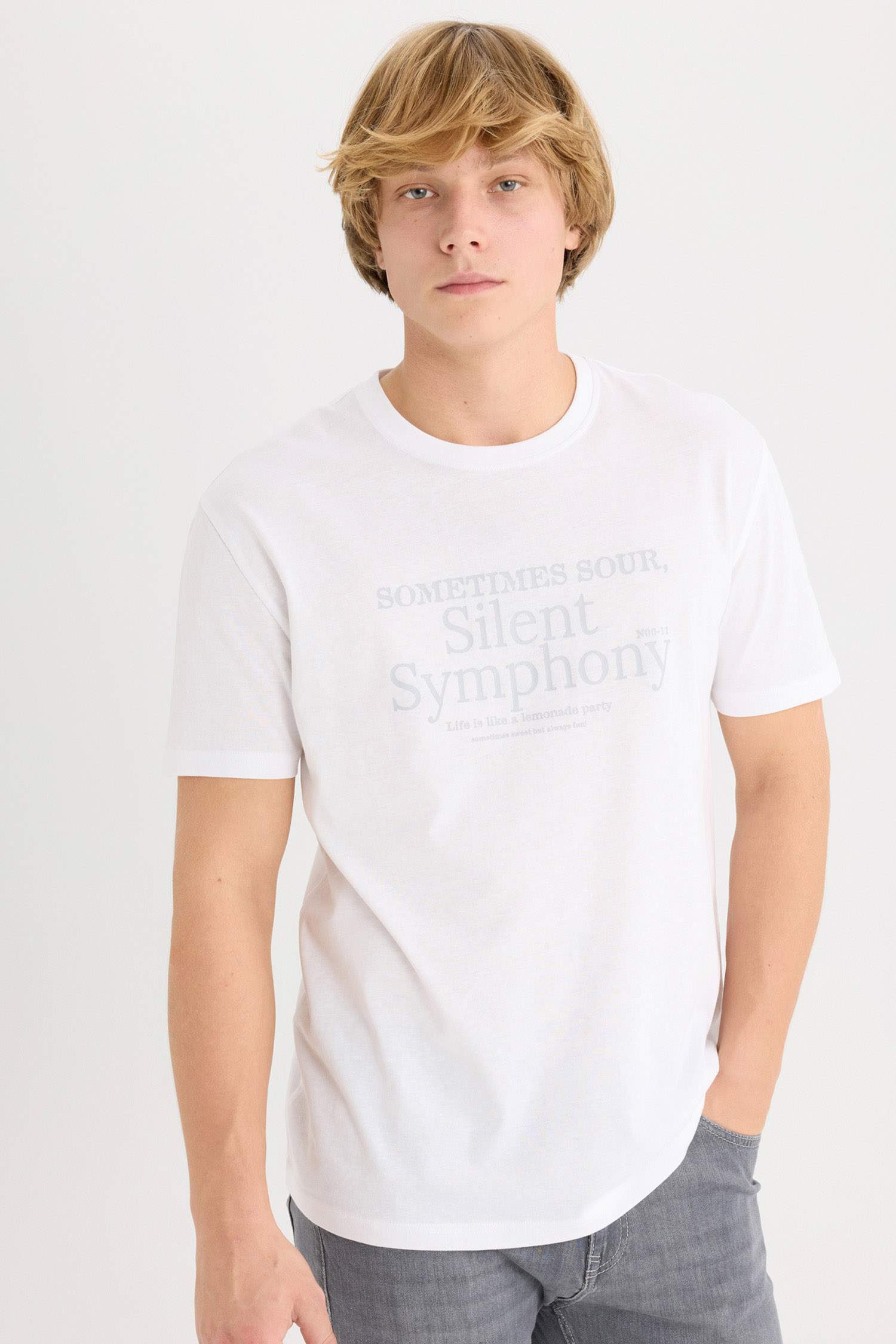 Regular Fit Crew Neck Short Sleeve T-Shirt