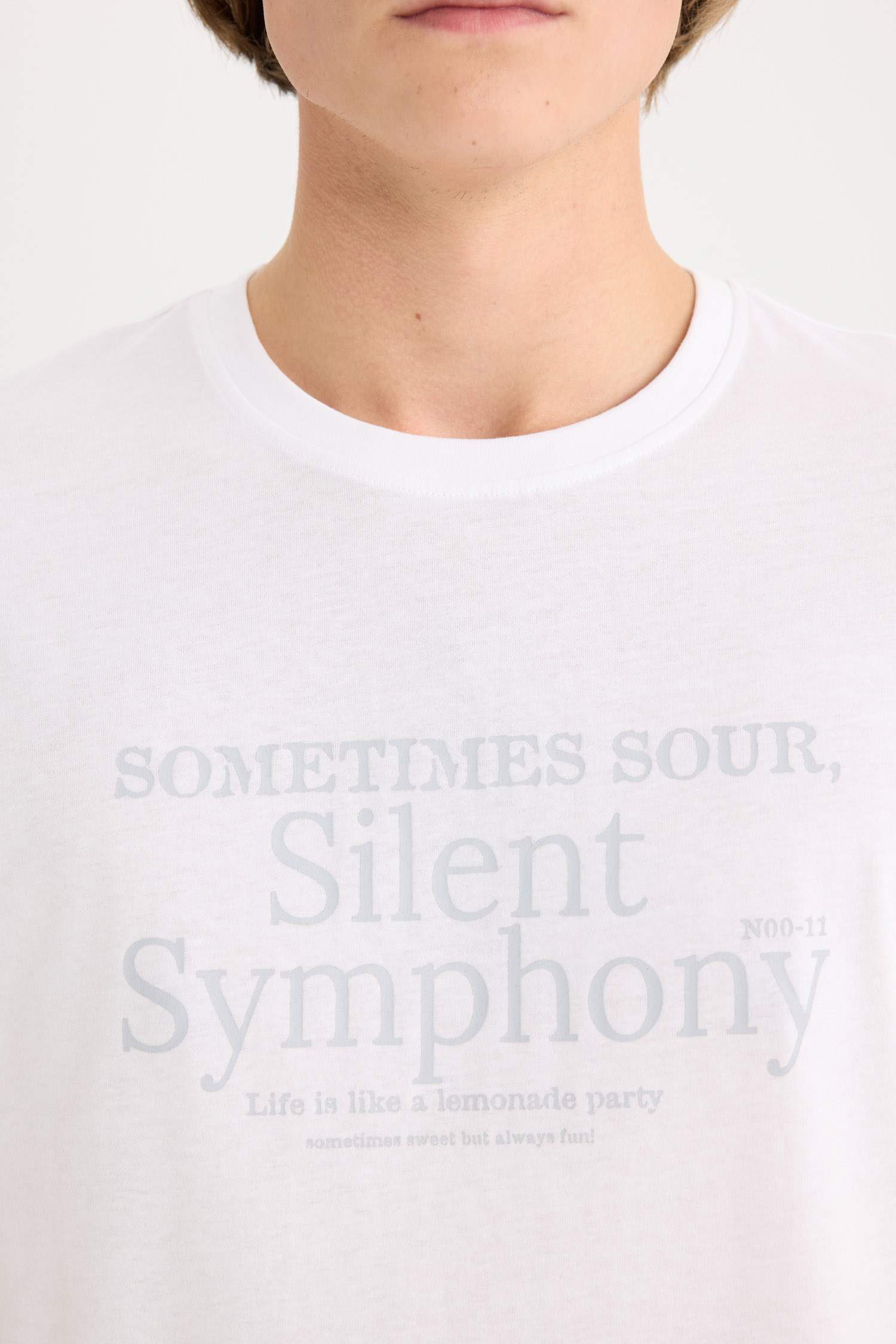 Regular Fit Crew Neck Short Sleeve T-Shirt