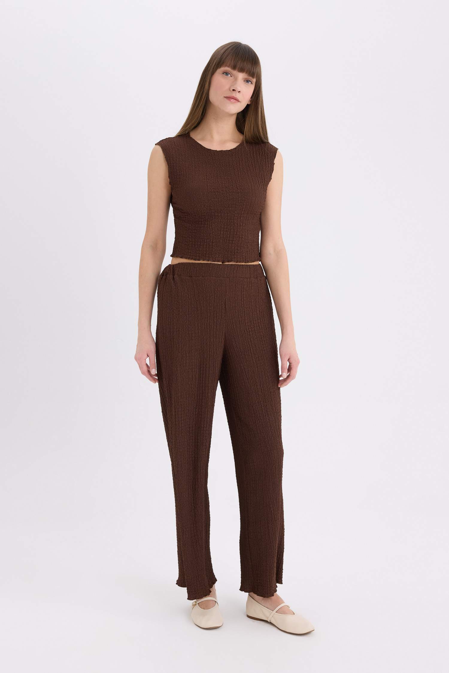 Débardeur en tissu gaufré à col rond et coupe régulière