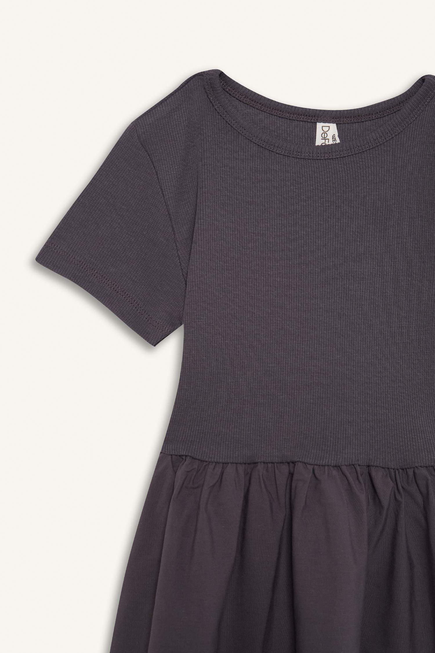 فستان بناتي مضلع نص كم برقبة مستديرة