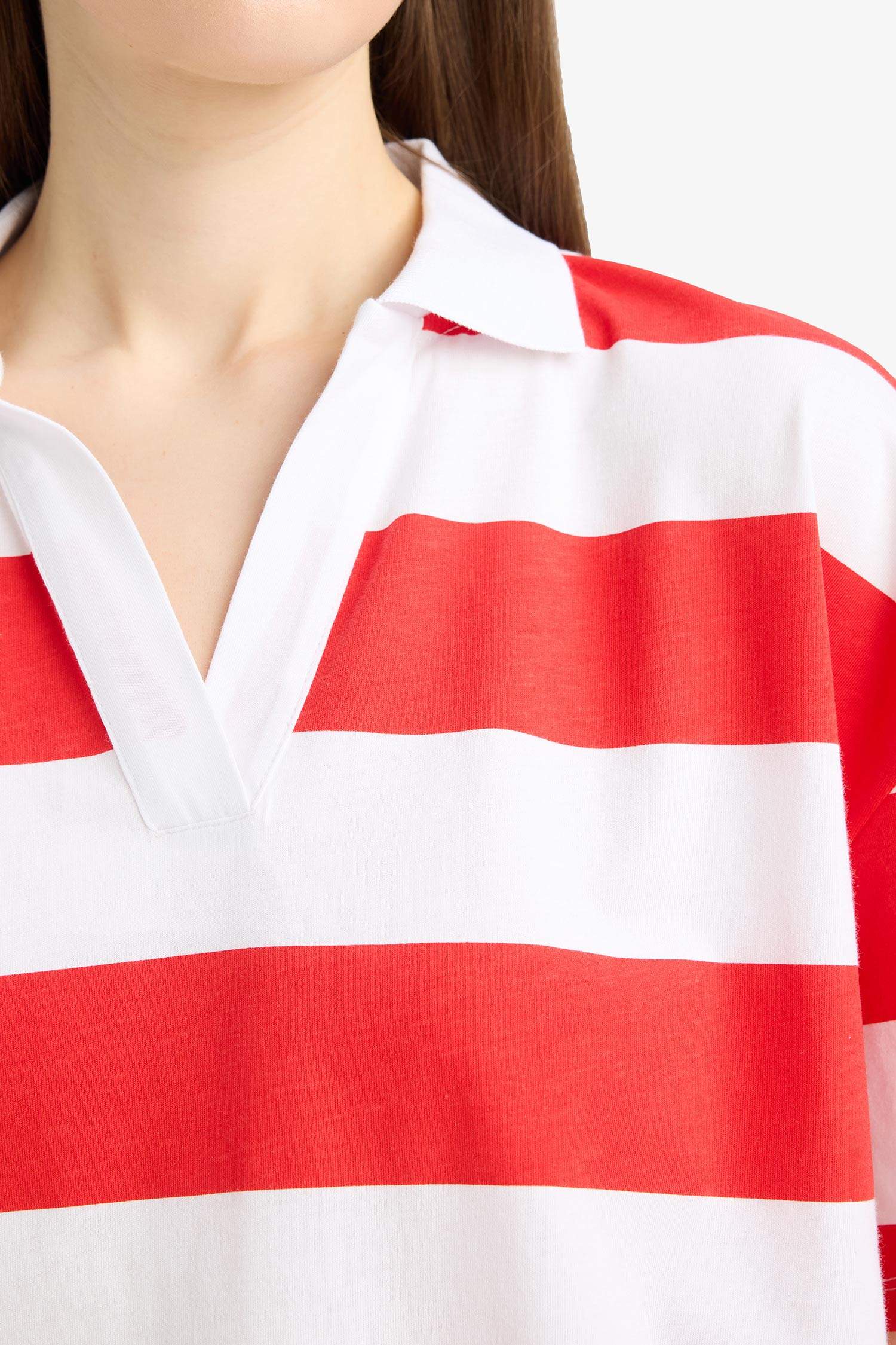 تيشيرت بولو نص كم قصة مريحة برقبة بولو