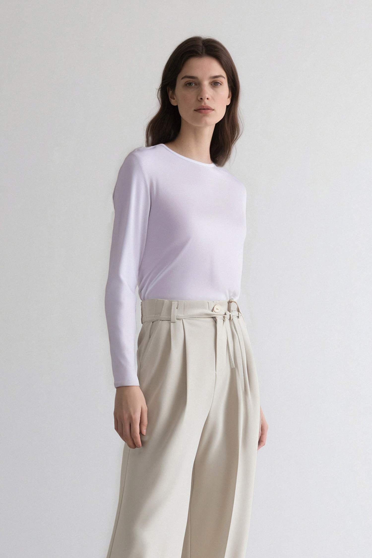 توب فيسكوز أبيض من Fall in Love