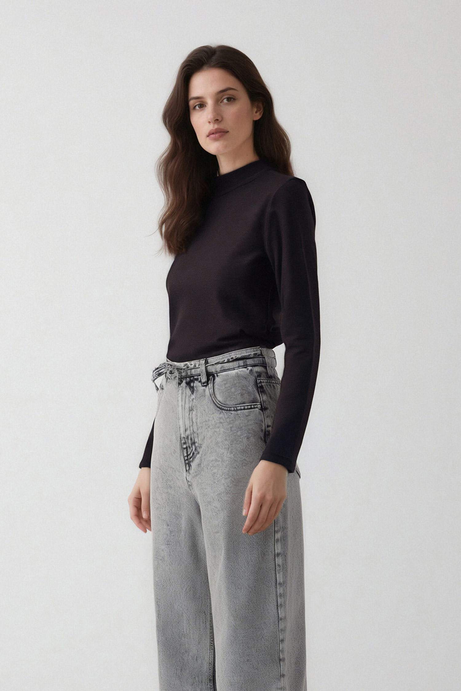 توب فيسكوز أسود سادة من Fall in Love