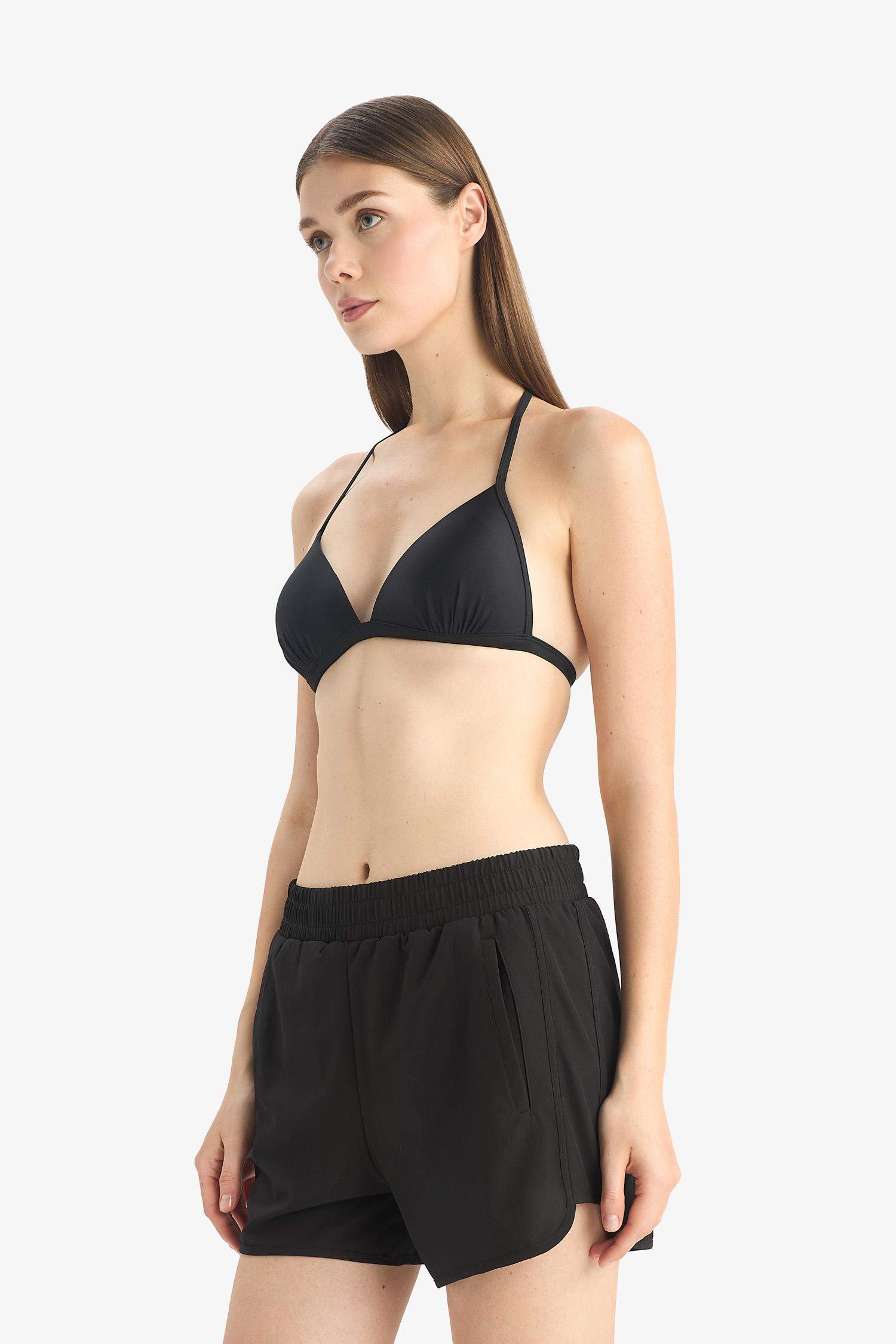 شورت بحر قصة عادية من Fall in Love