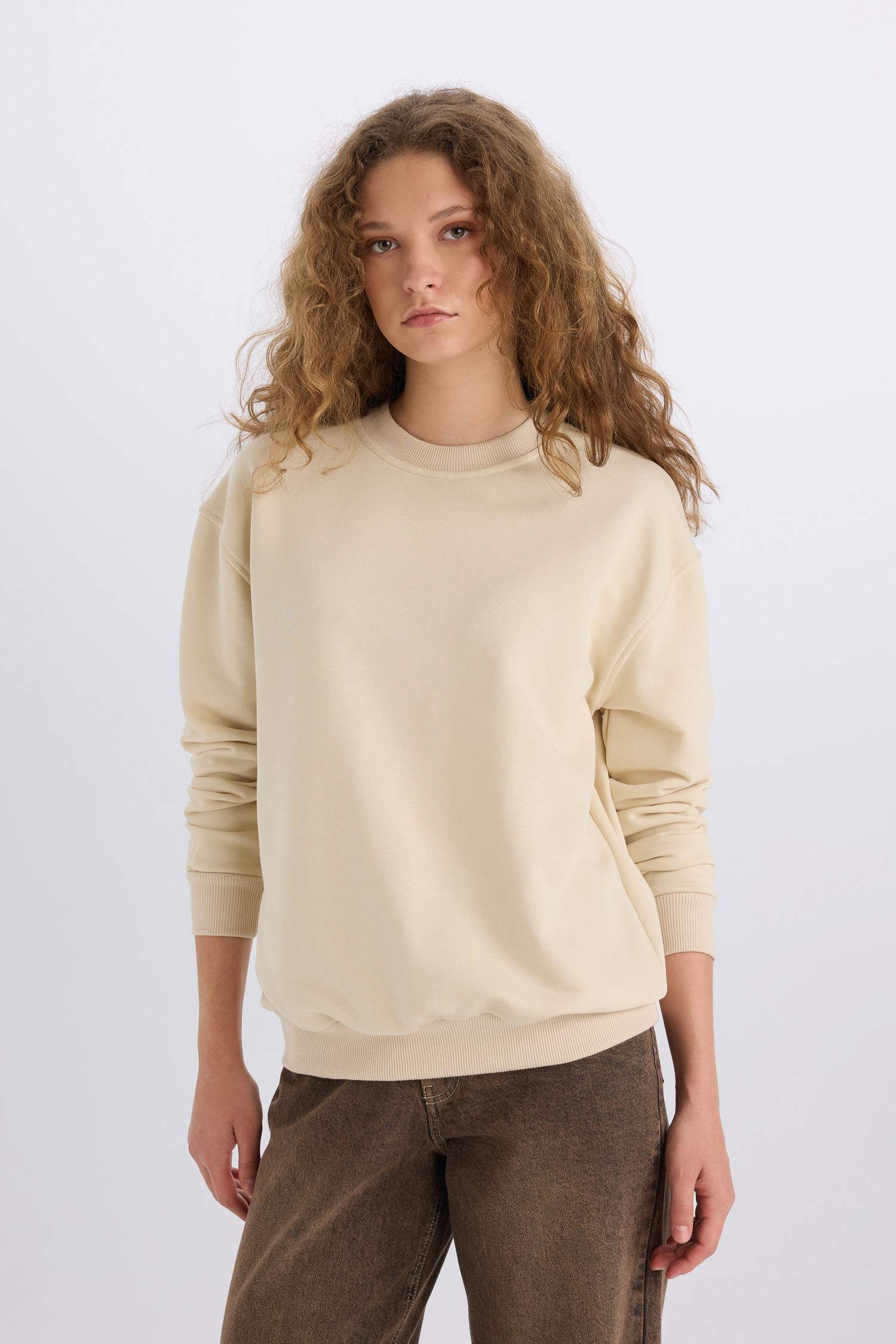 Oversize Geniş Kalıp Bisiklet Yaka Basic Düz Kalın Sweatshirt