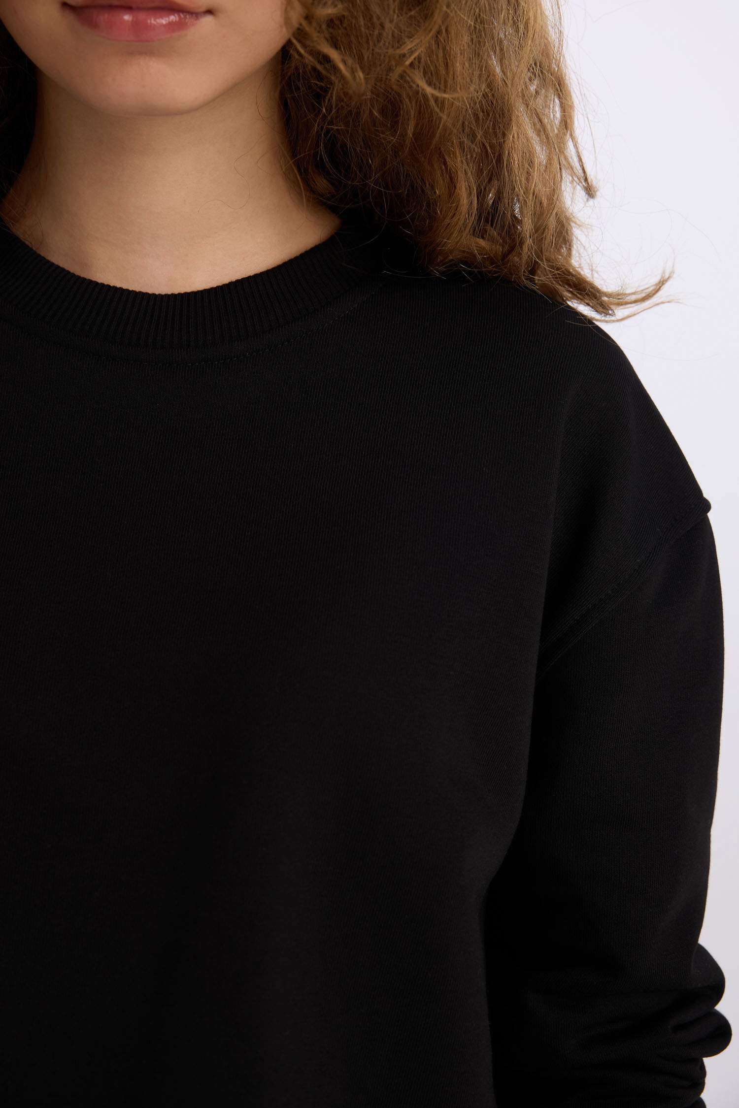 Oversize Geniş Kalıp Bisiklet Yaka Basic Düz Kalın Sweatshirt