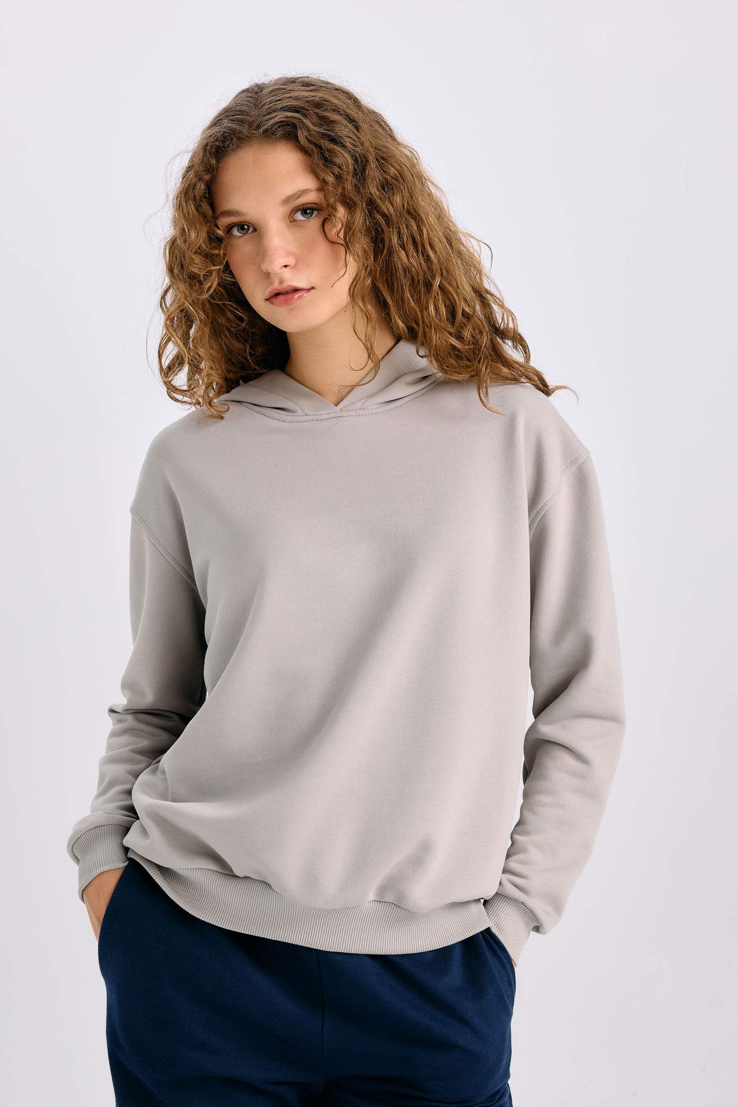 Loose Fit Kapüşonlu Basic Düz Kalın Kumaş Sweatshirt
