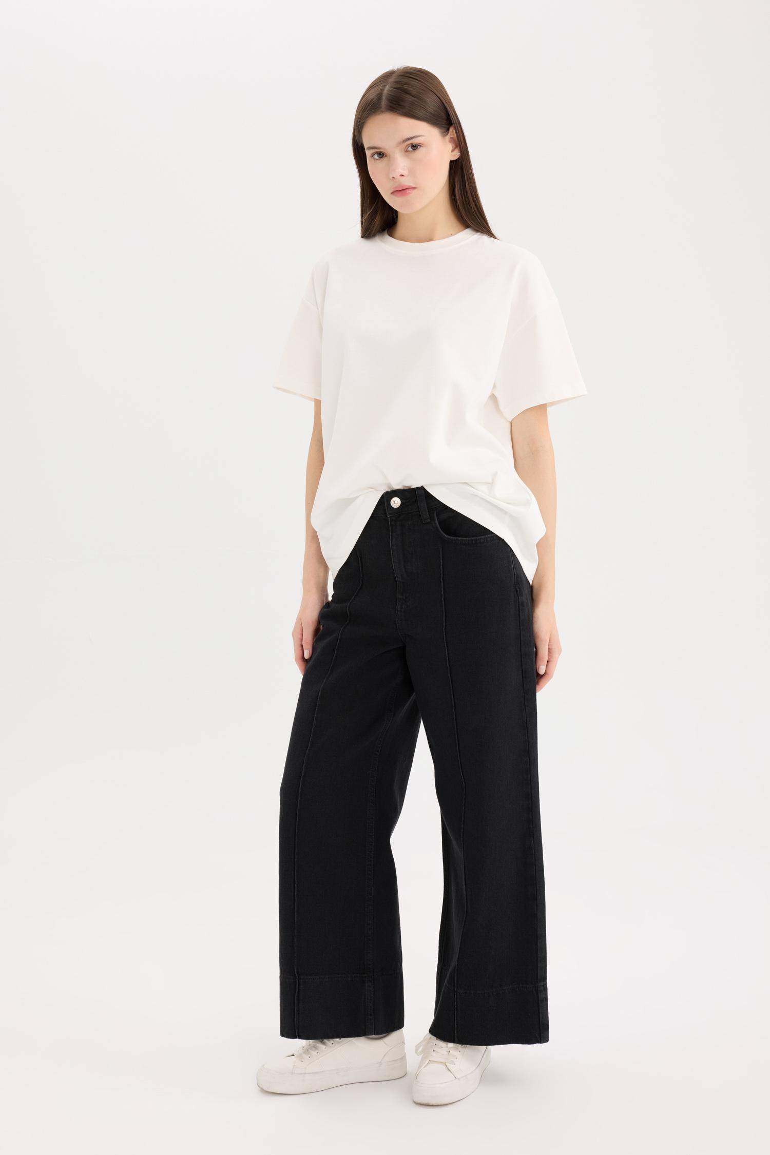 Kısa Geniş Paça Yüksek Bel Crop Jean Yıkamalı Pantolon