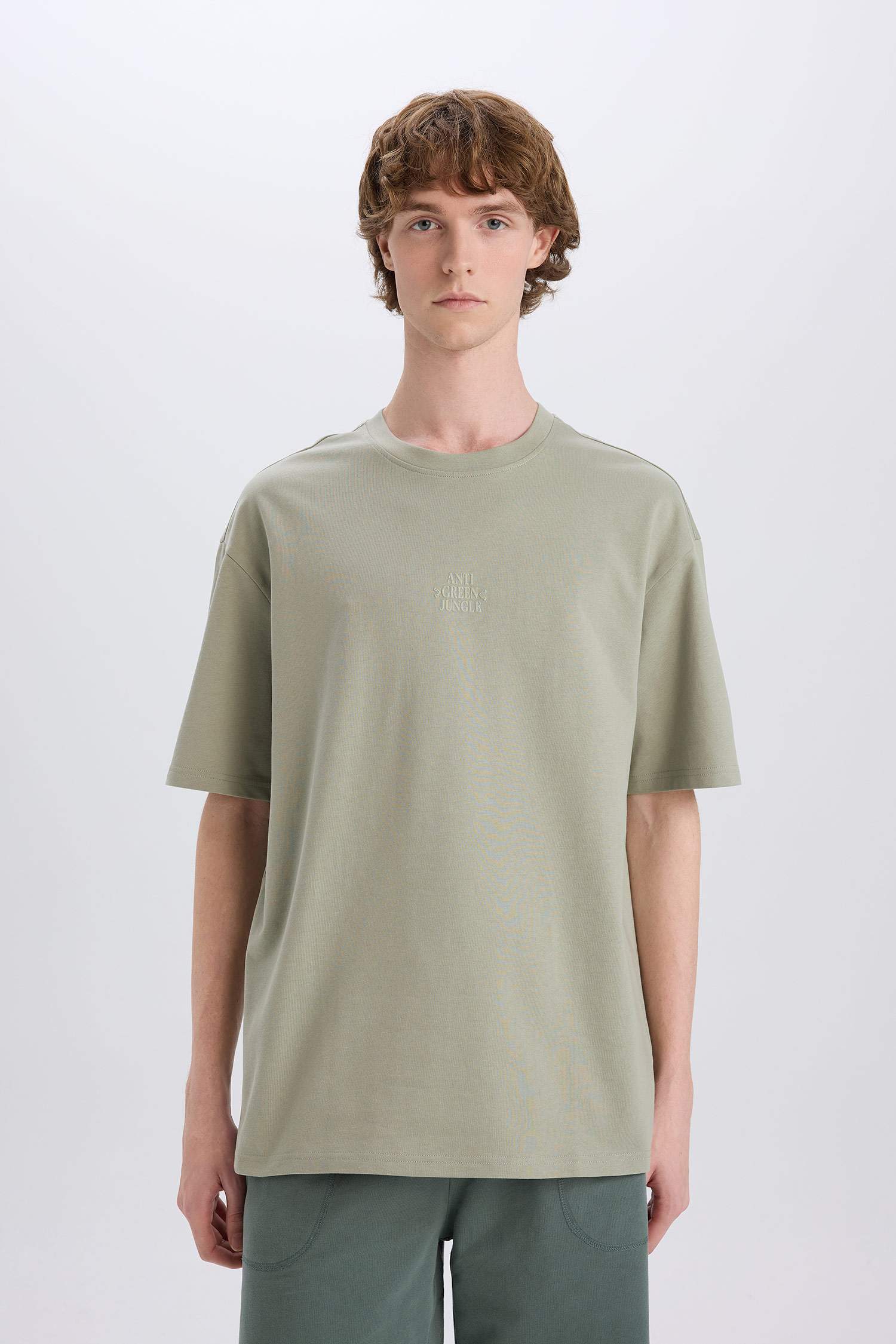 %100 Pamuk Boxy Fit Bisiklet Yaka Sırt Baskılı Kısa Kollu Tişört